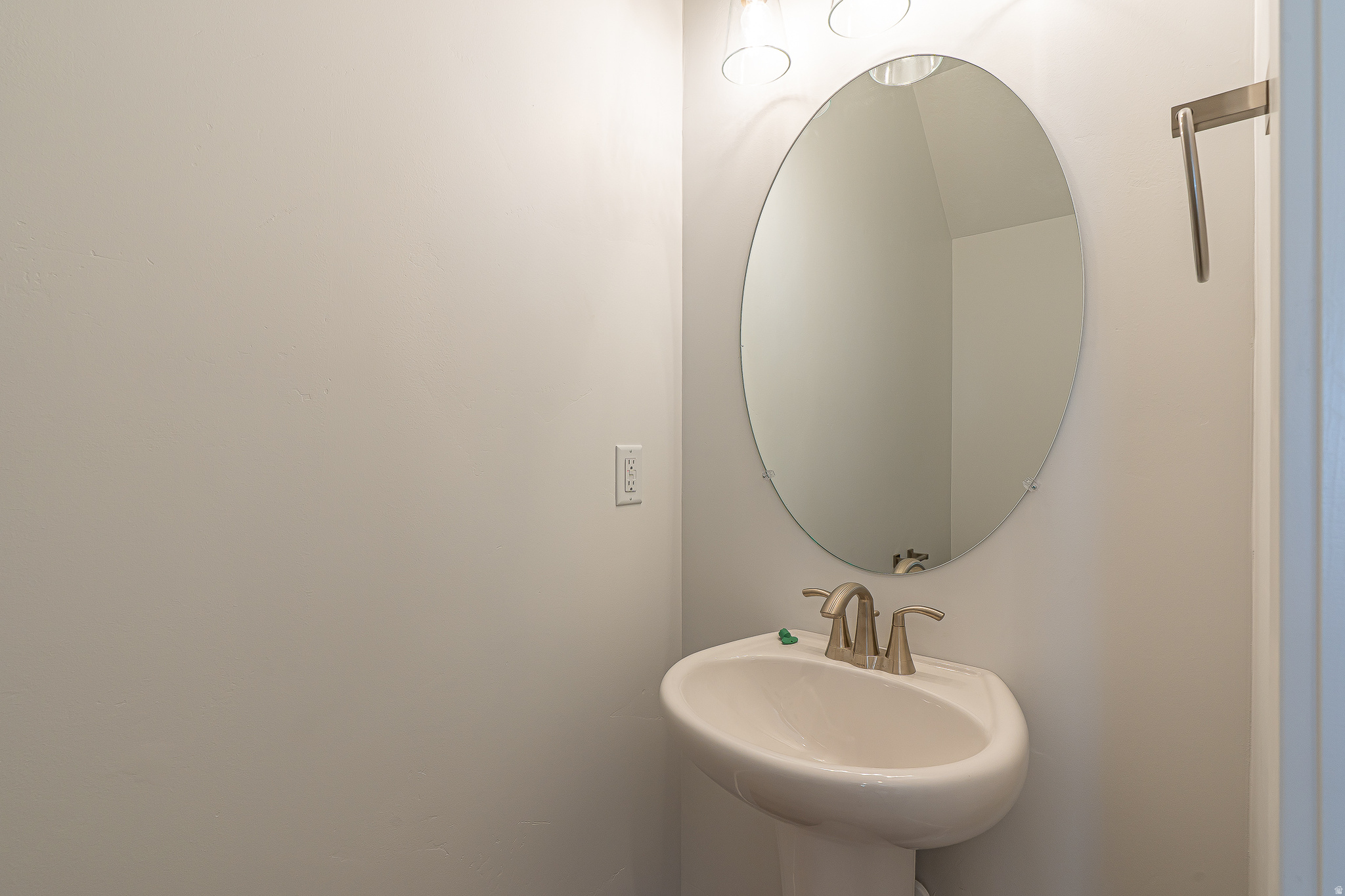 HERITAGE PARKWAY - Residential