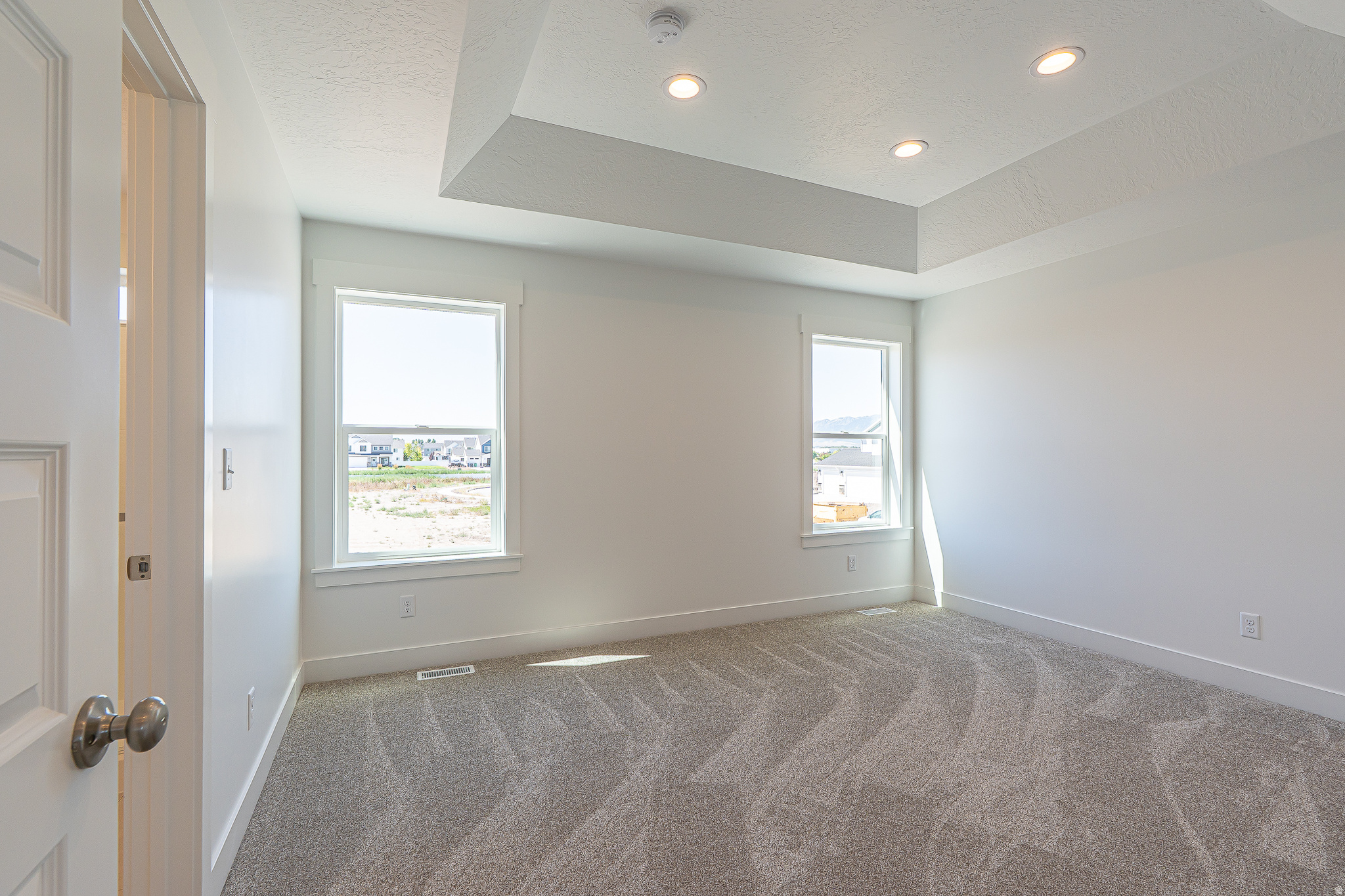 HERITAGE PARKWAY - Residential