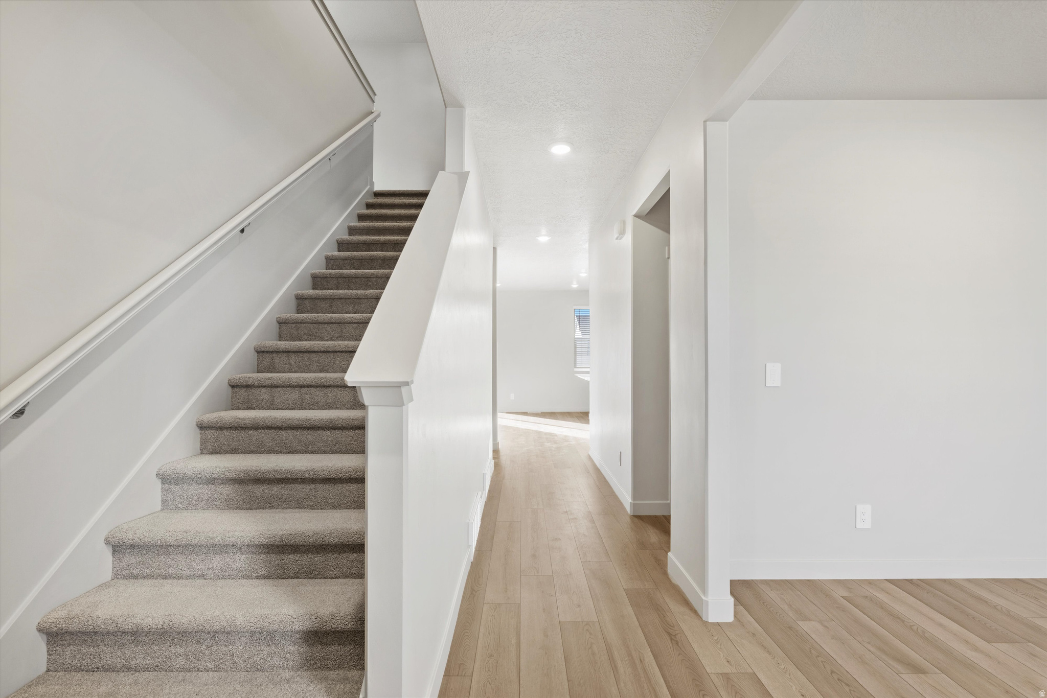 STRATTON ACRES - Residential