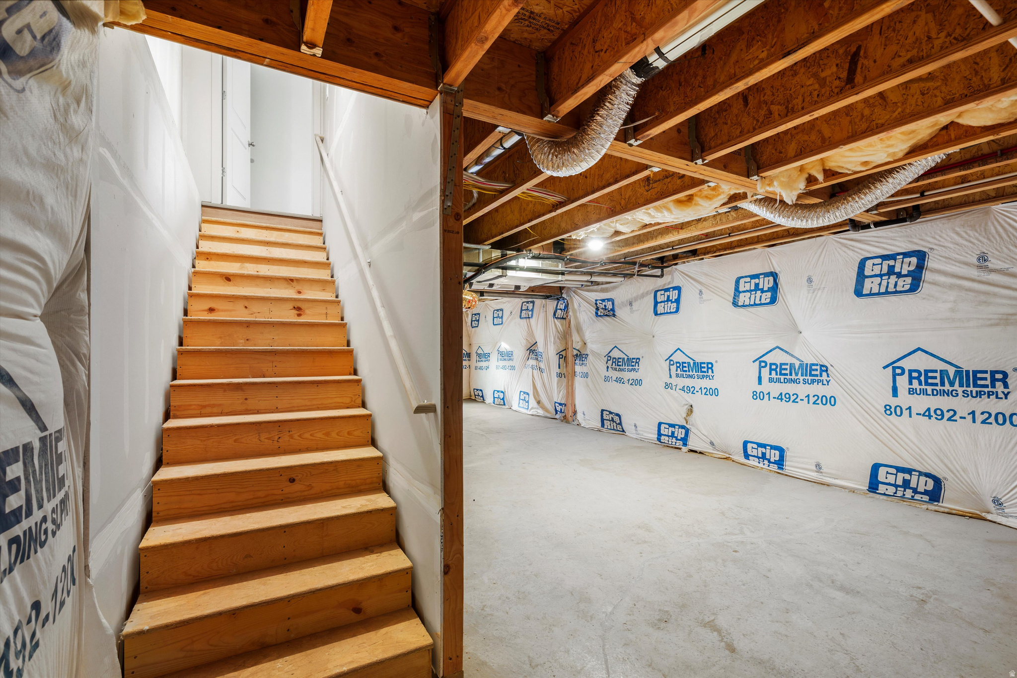 STRATTON ACRES - Residential