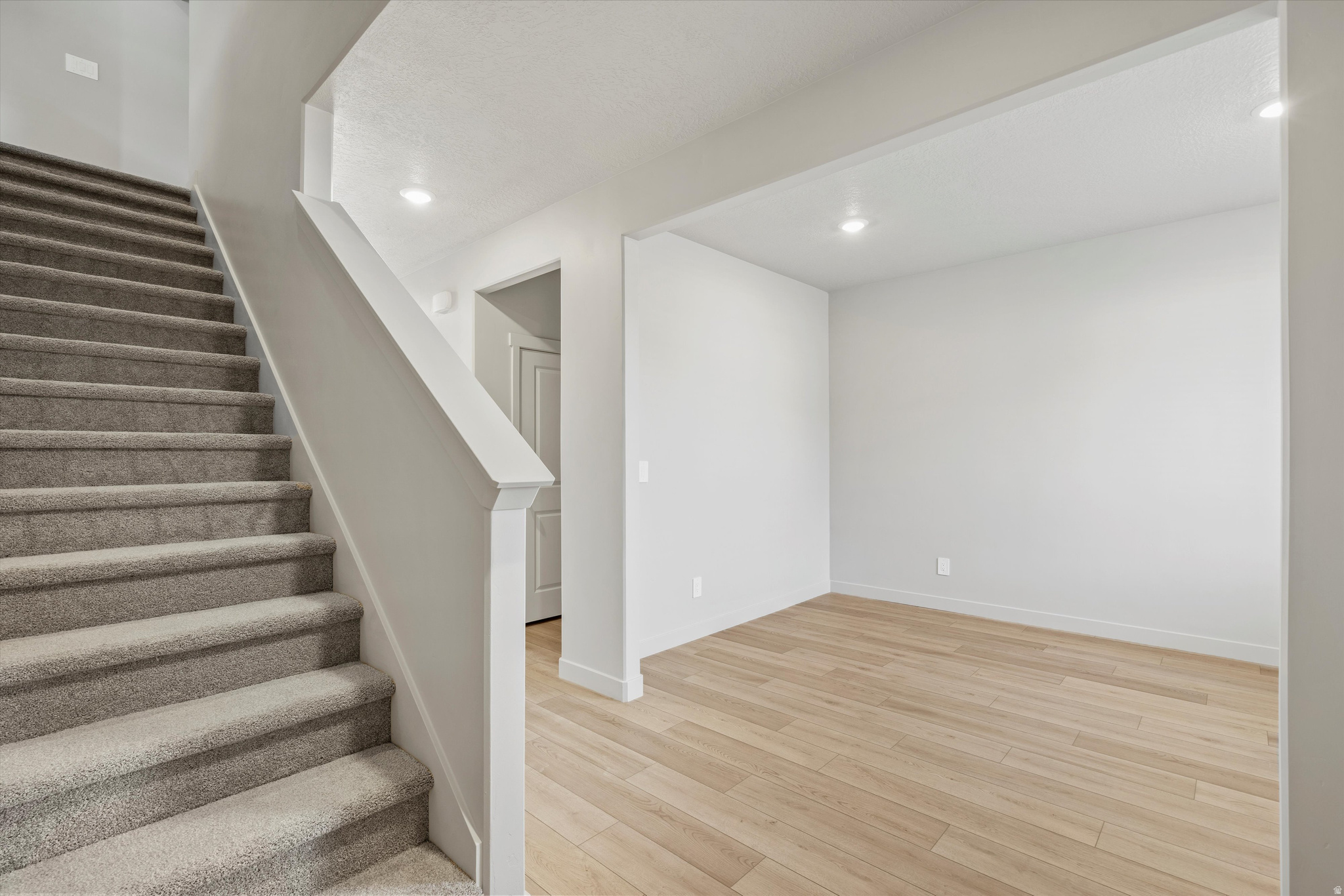 STRATTON ACRES - Residential