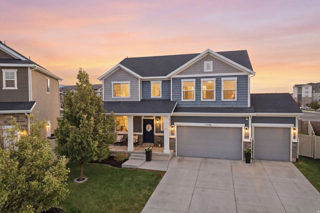 Photo of 11996 S WINDOW ARCH LN W, Herriman, UT 84096 (MLS # 2156310)