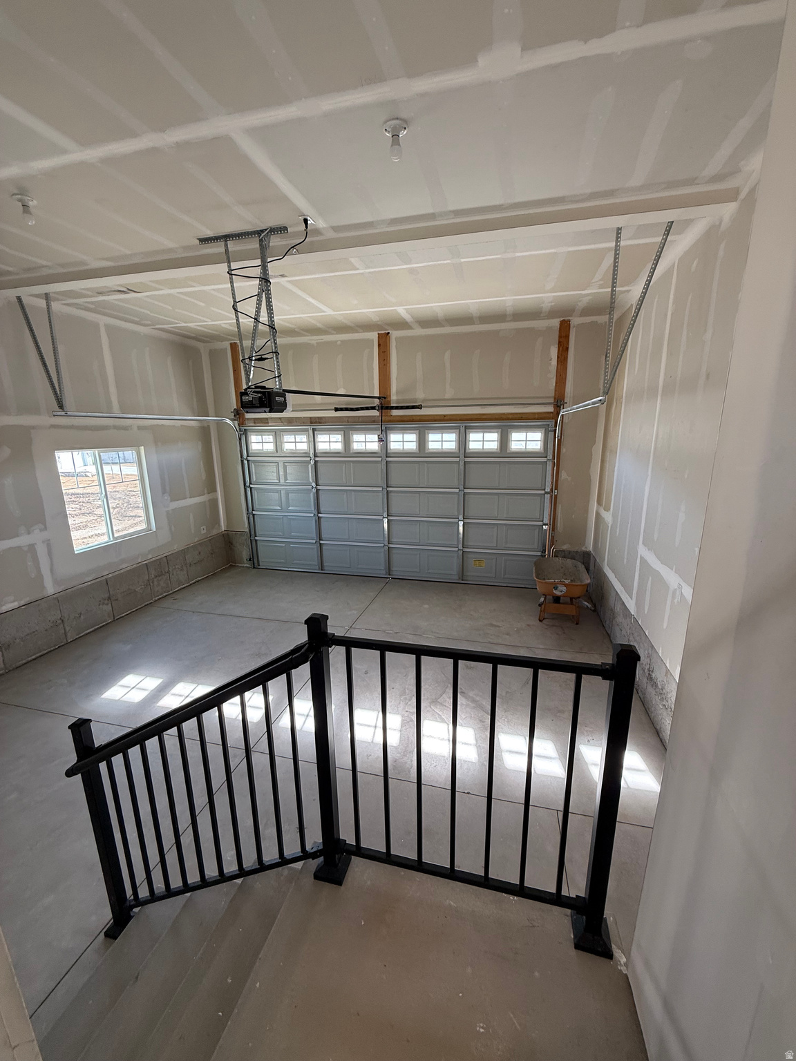 WHISPER ROCK PUD - Residential