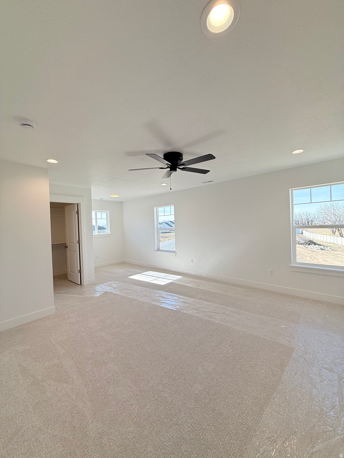 WHISPER ROCK PUD - Residential