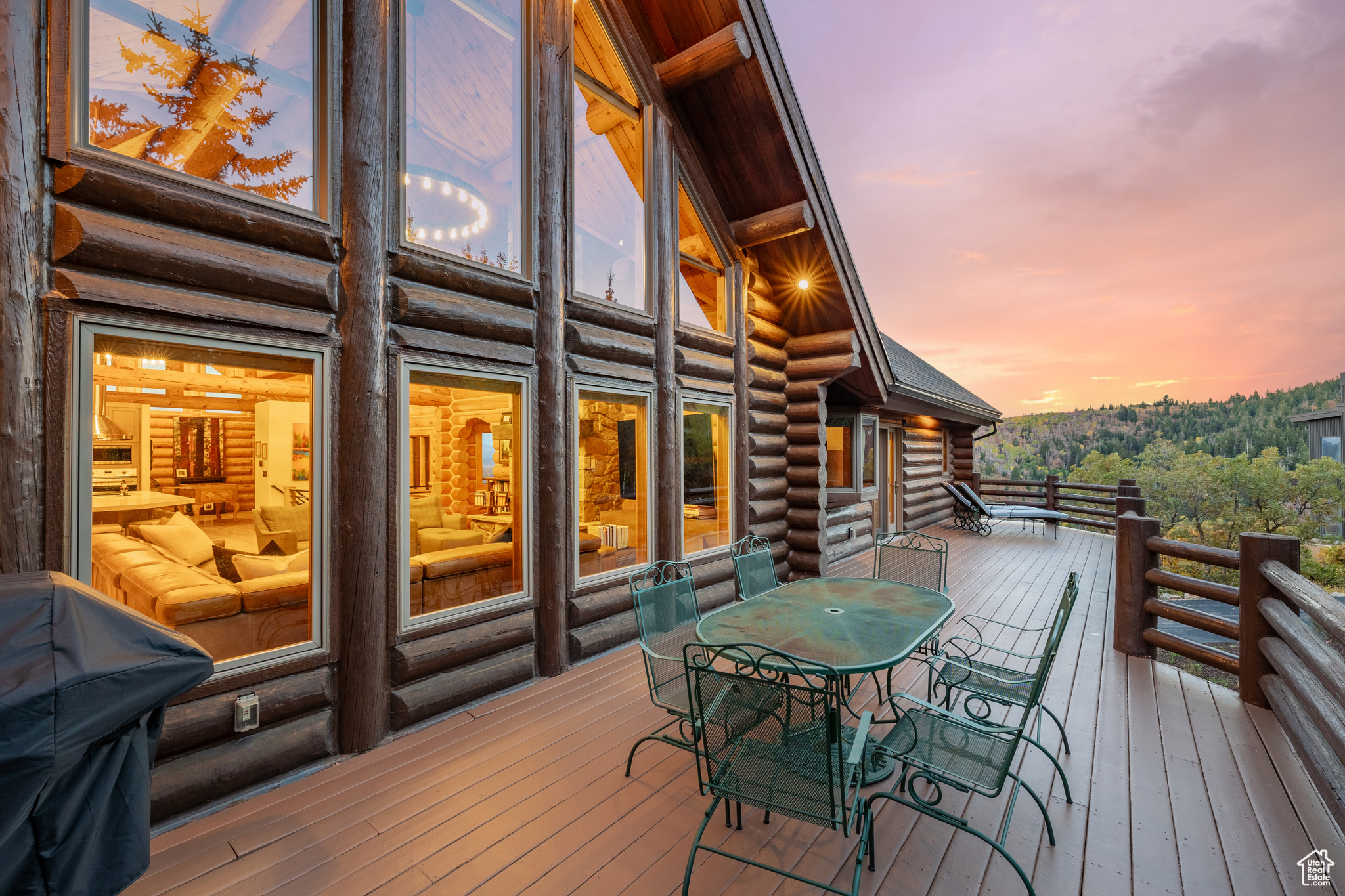PINERIDGE - Residential