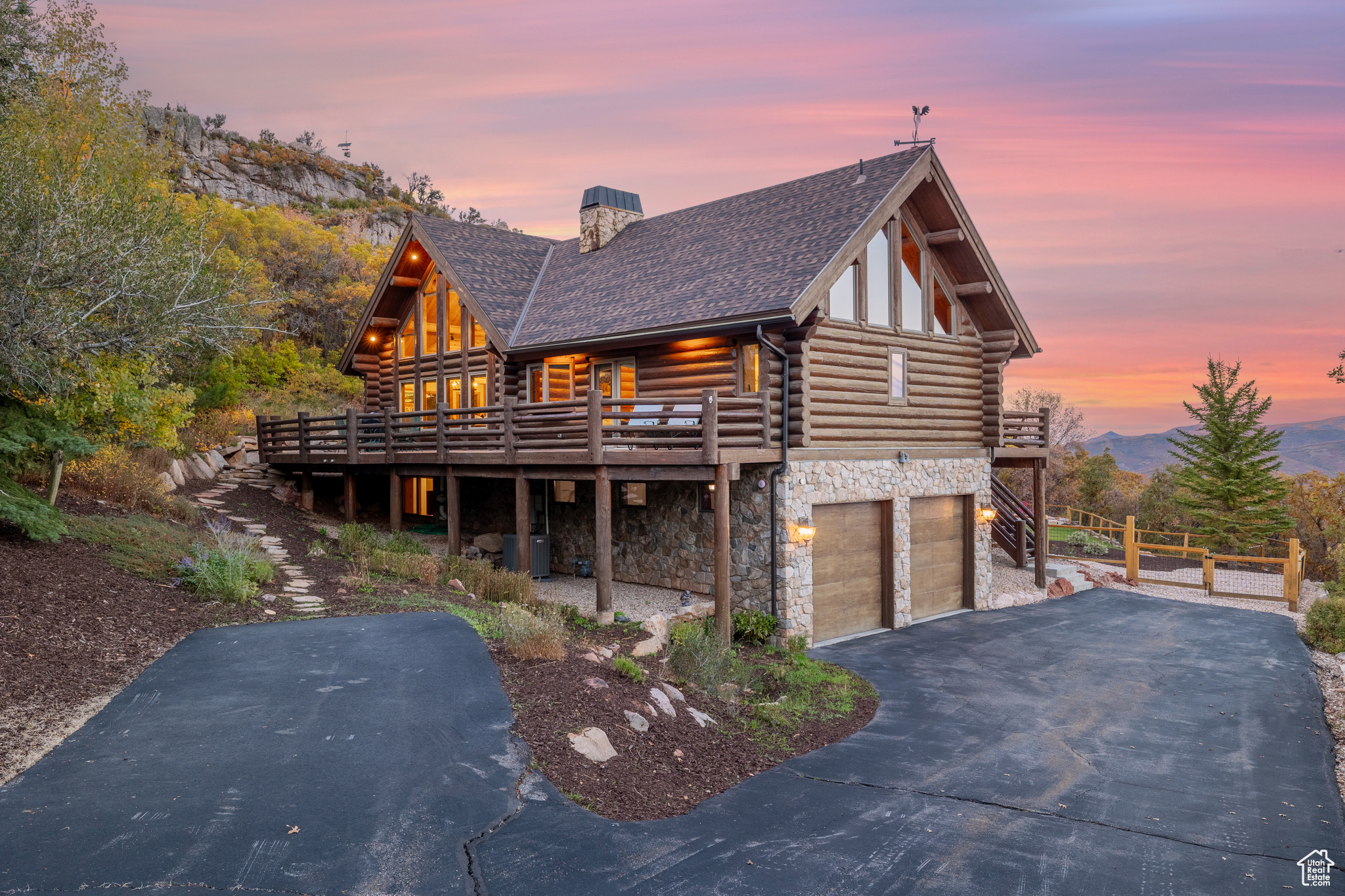 PINERIDGE - Residential