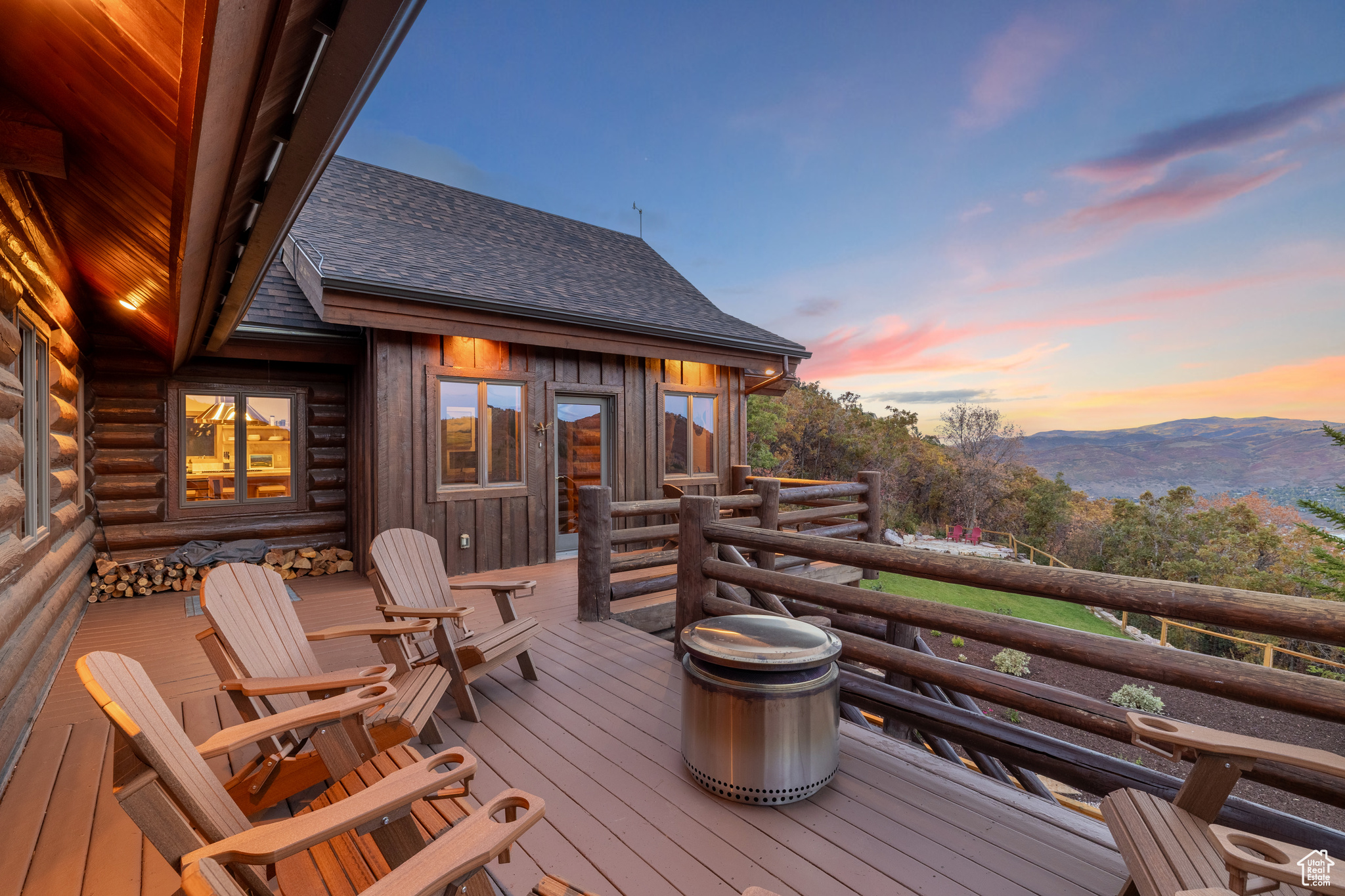 PINERIDGE - Residential