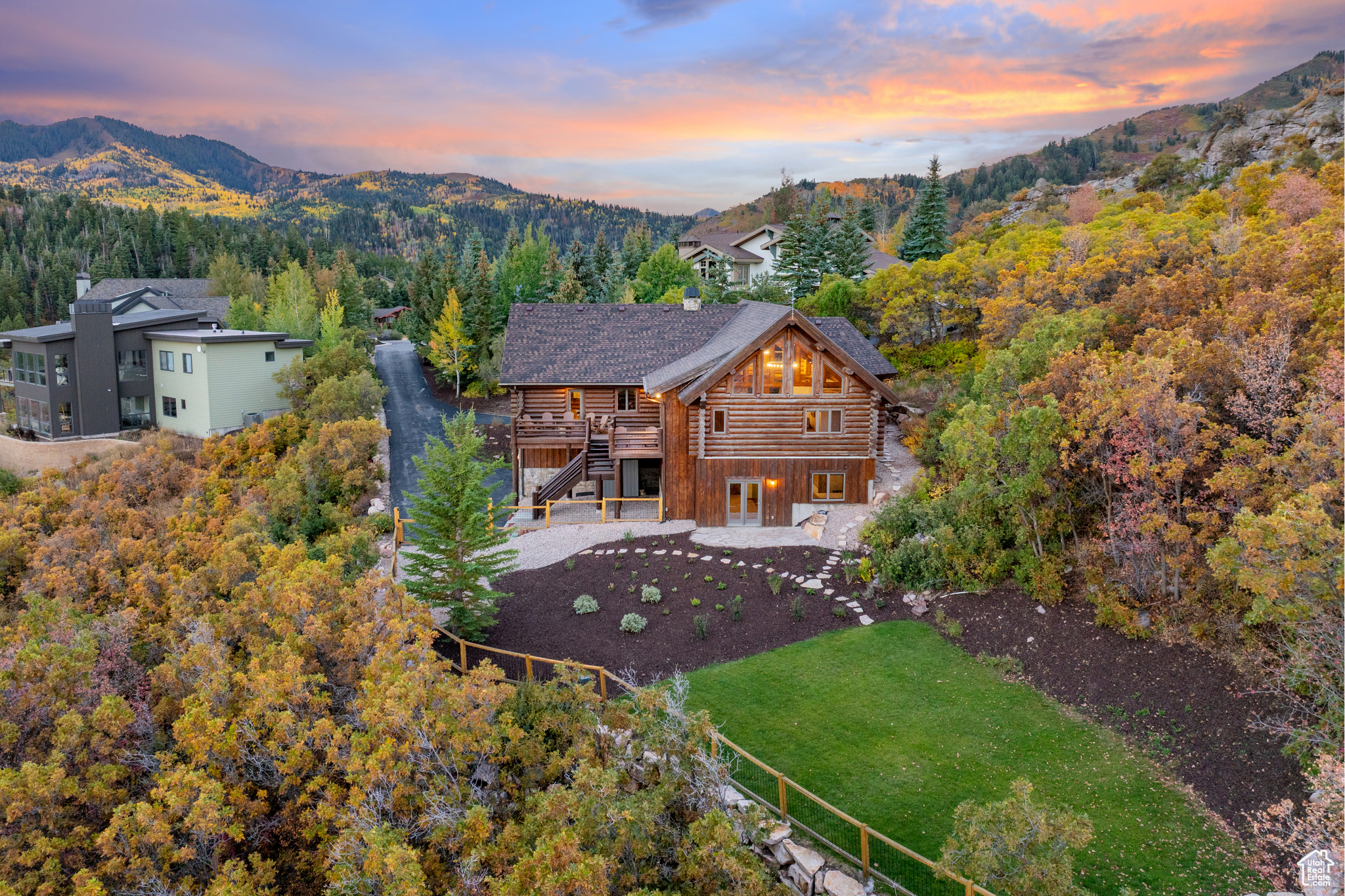 PINERIDGE - Residential