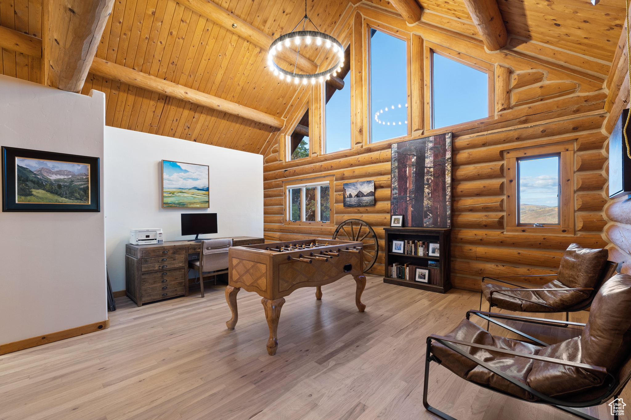 PINERIDGE - Residential