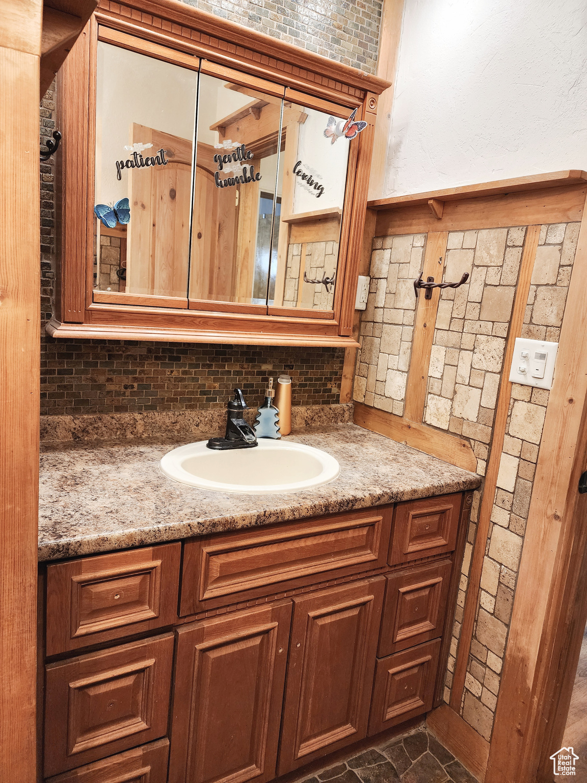 4119 N Spring Glen Rd, Helper, Utah image 12