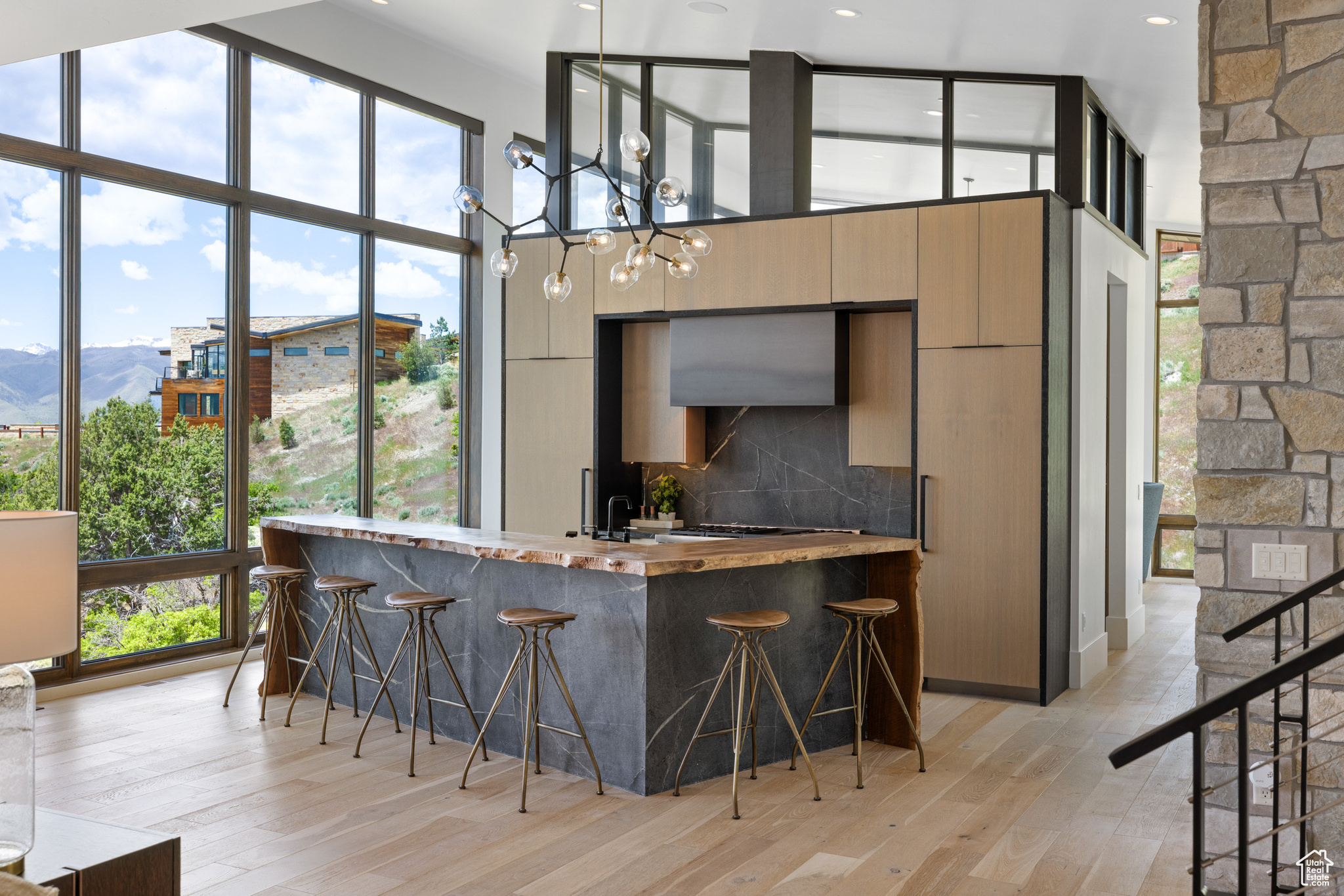 RED LEDGES - Residential