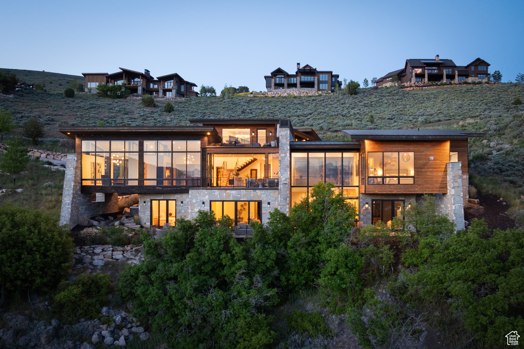 RED LEDGES - Residential