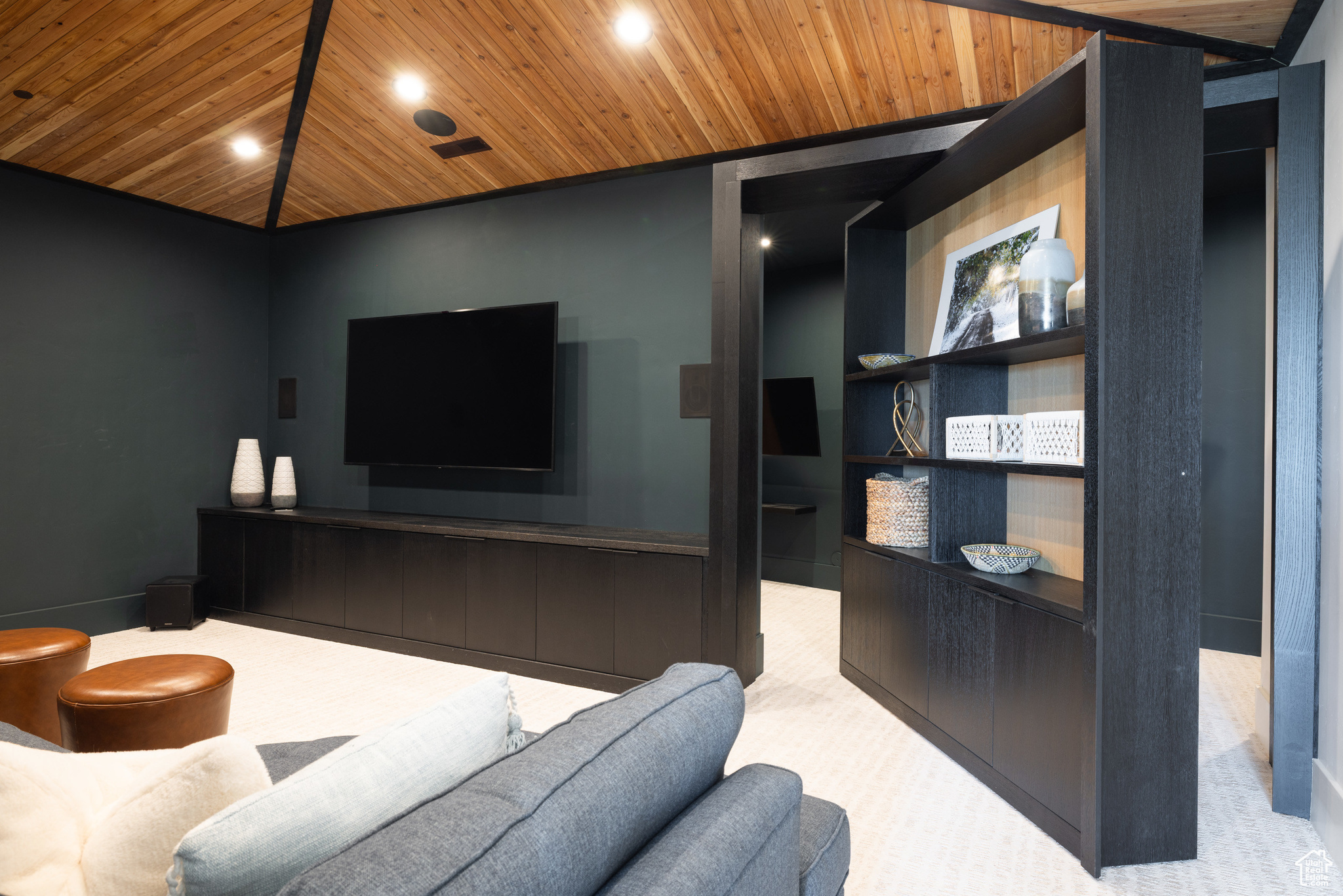 RED LEDGES - Residential