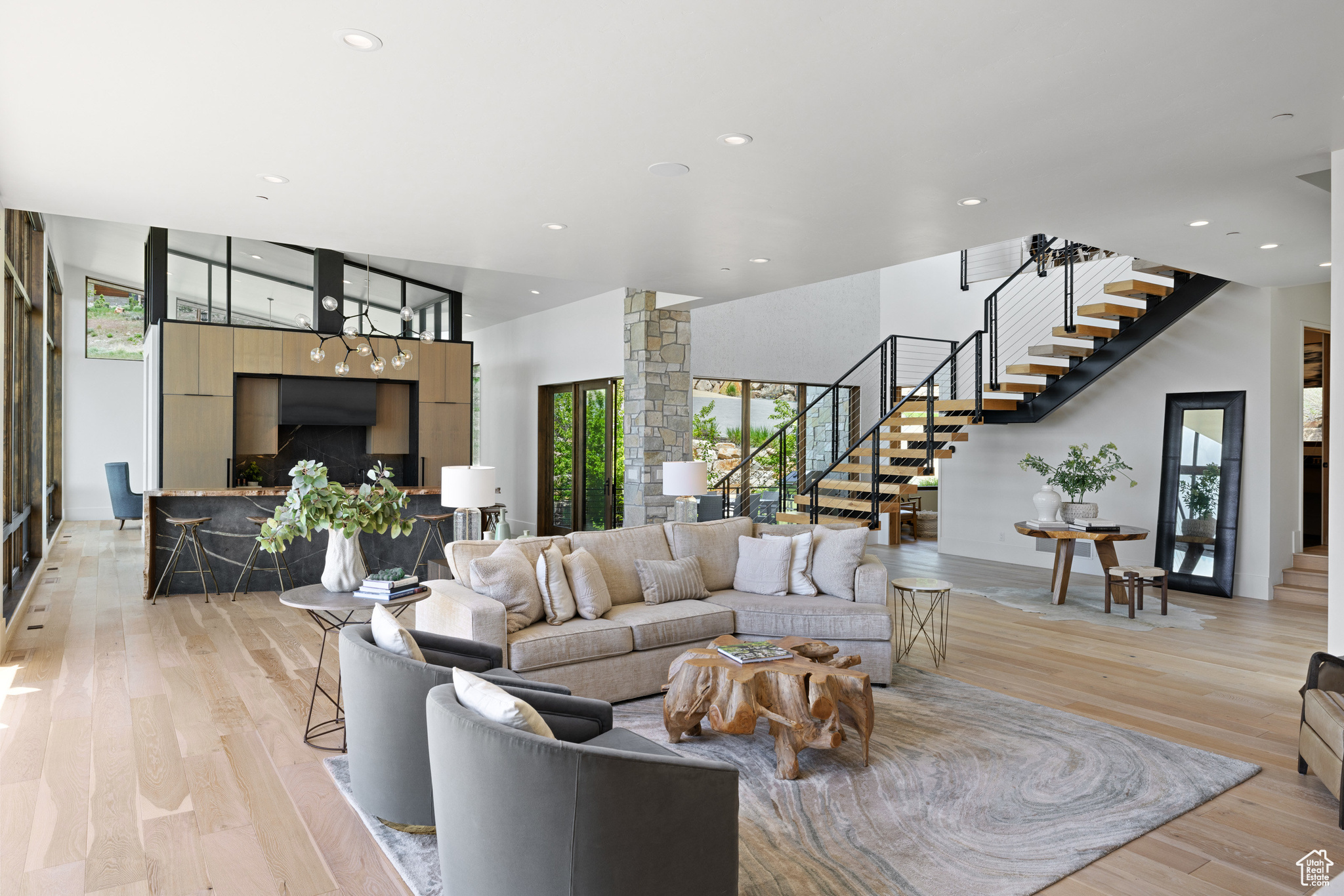 RED LEDGES - Residential