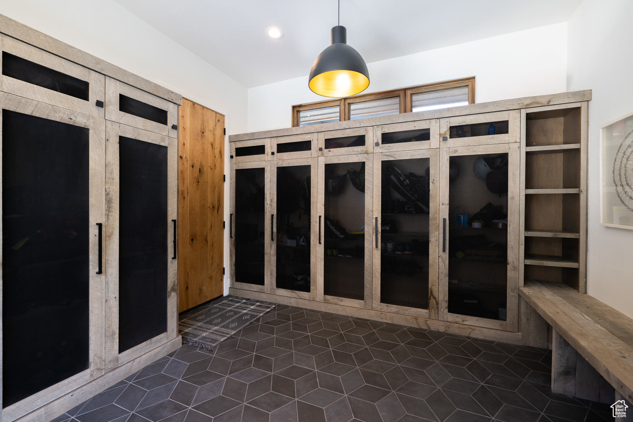 RED LEDGES - Residential