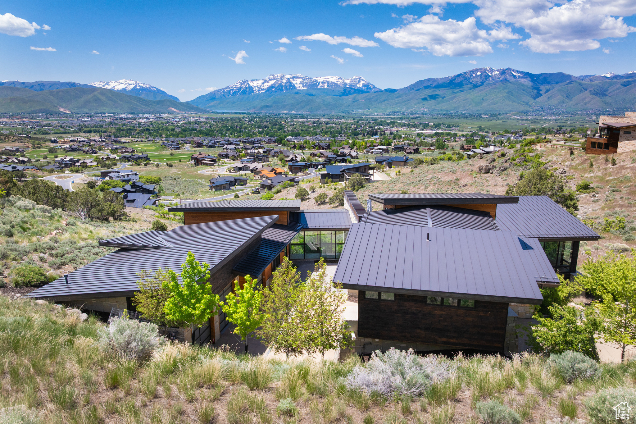 RED LEDGES - Residential