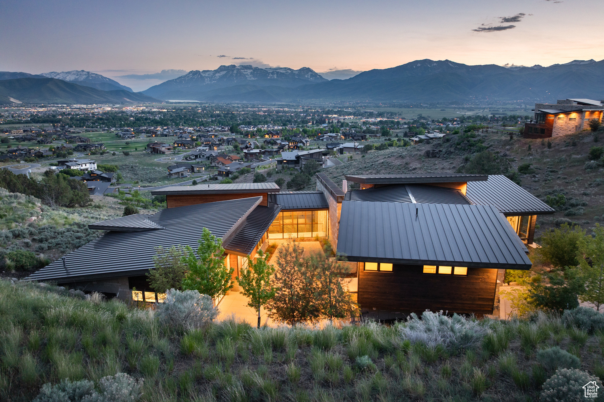 RED LEDGES - Residential