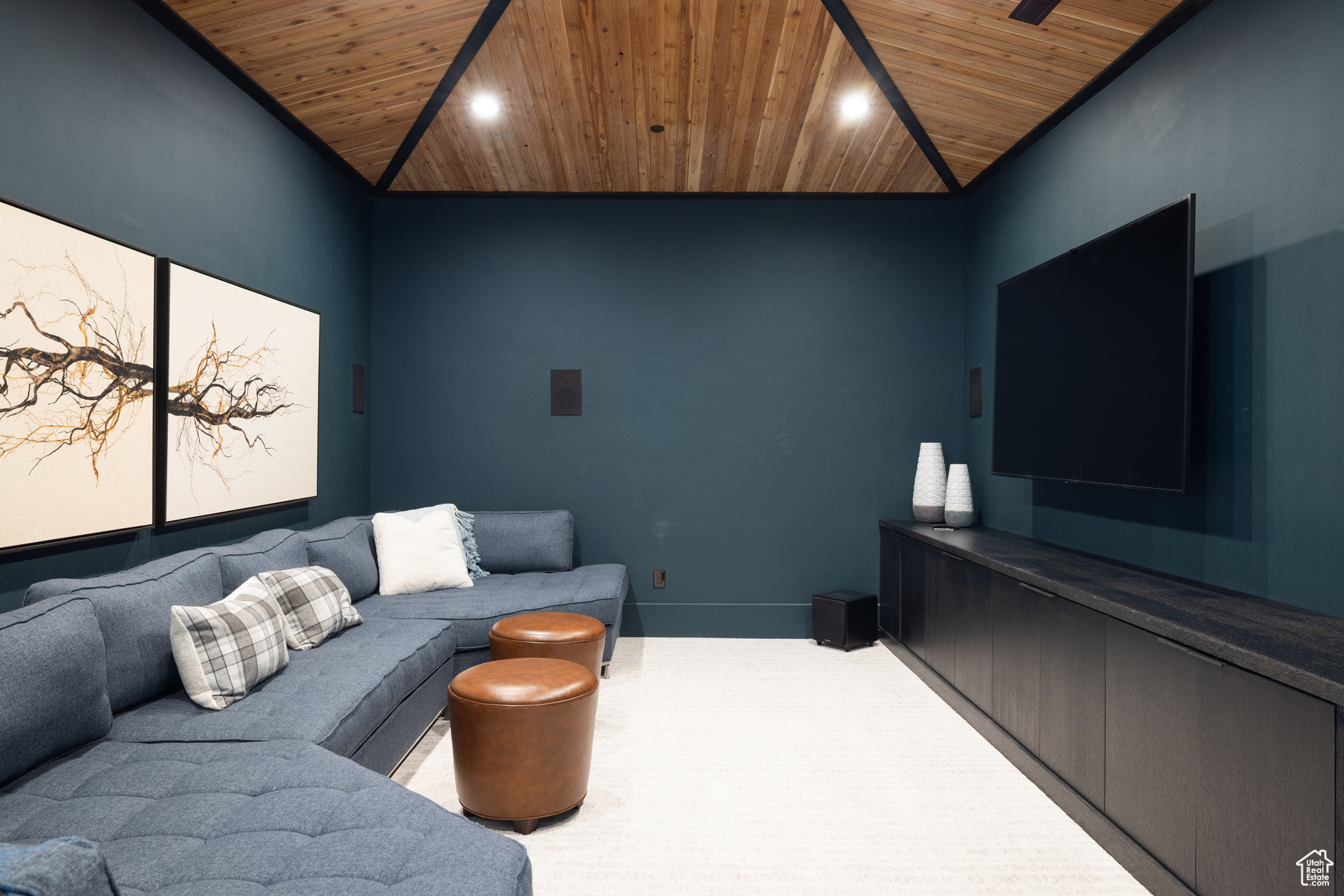 RED LEDGES - Residential