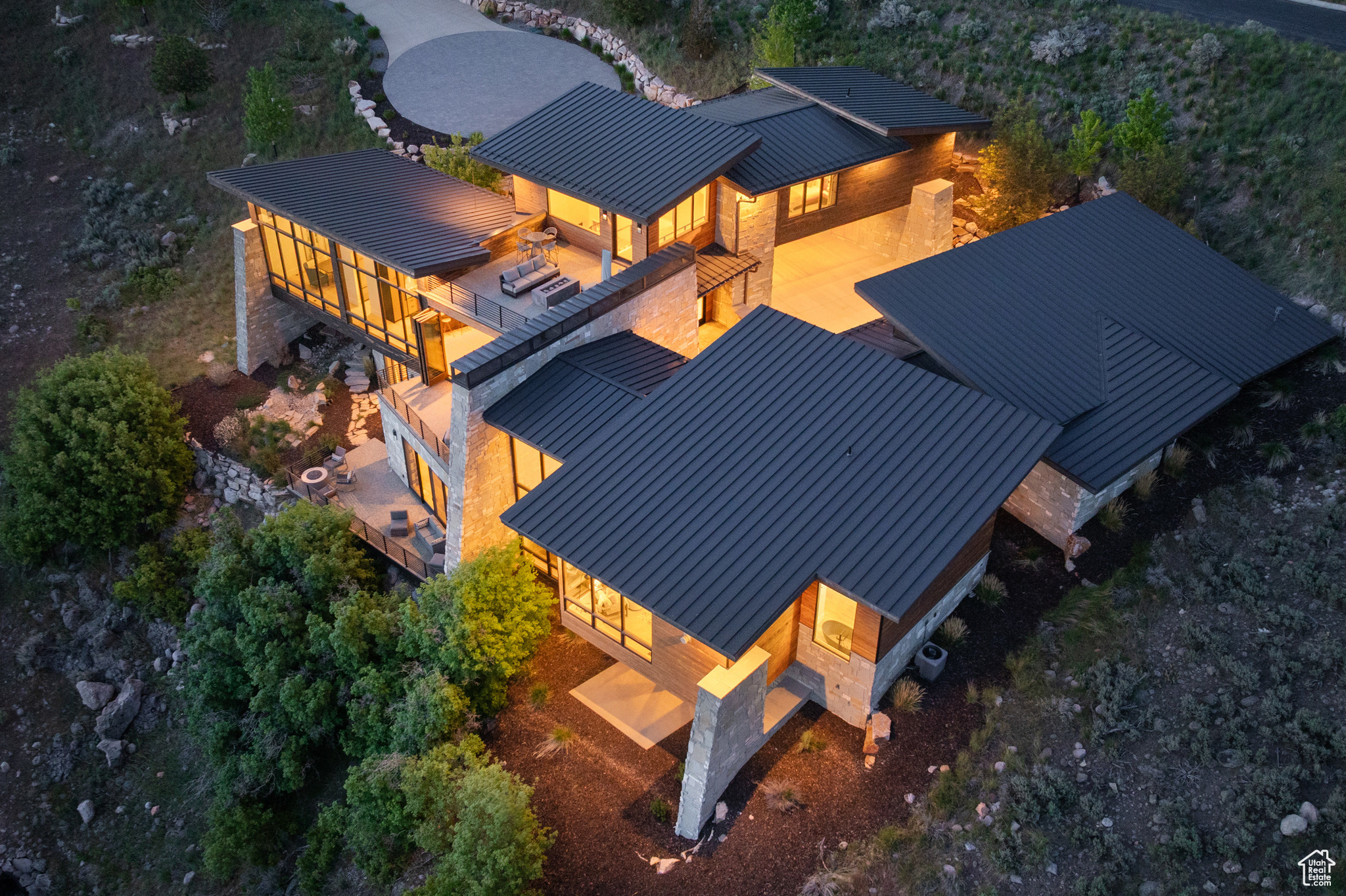 RED LEDGES - Residential