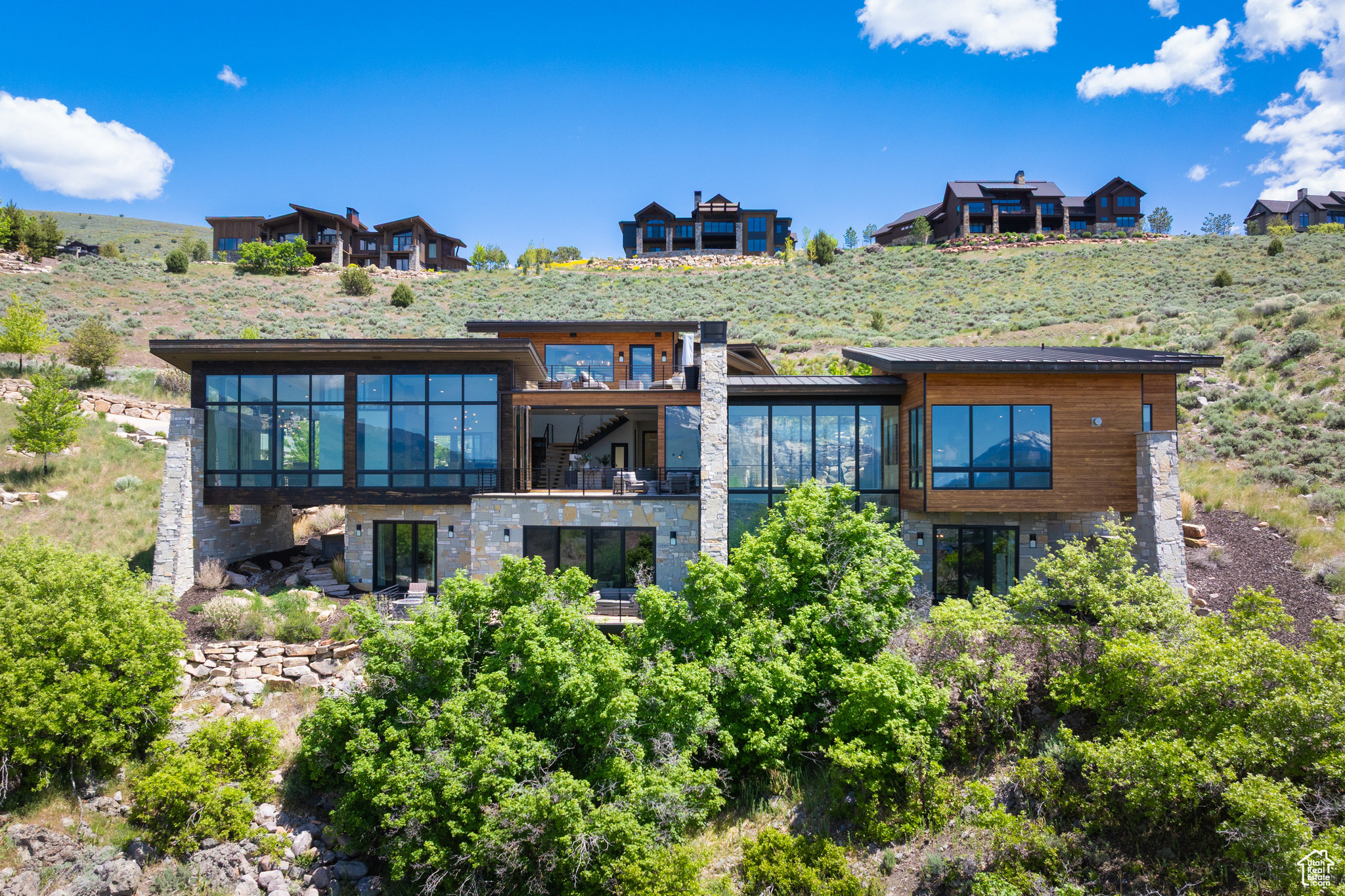 RED LEDGES - Residential