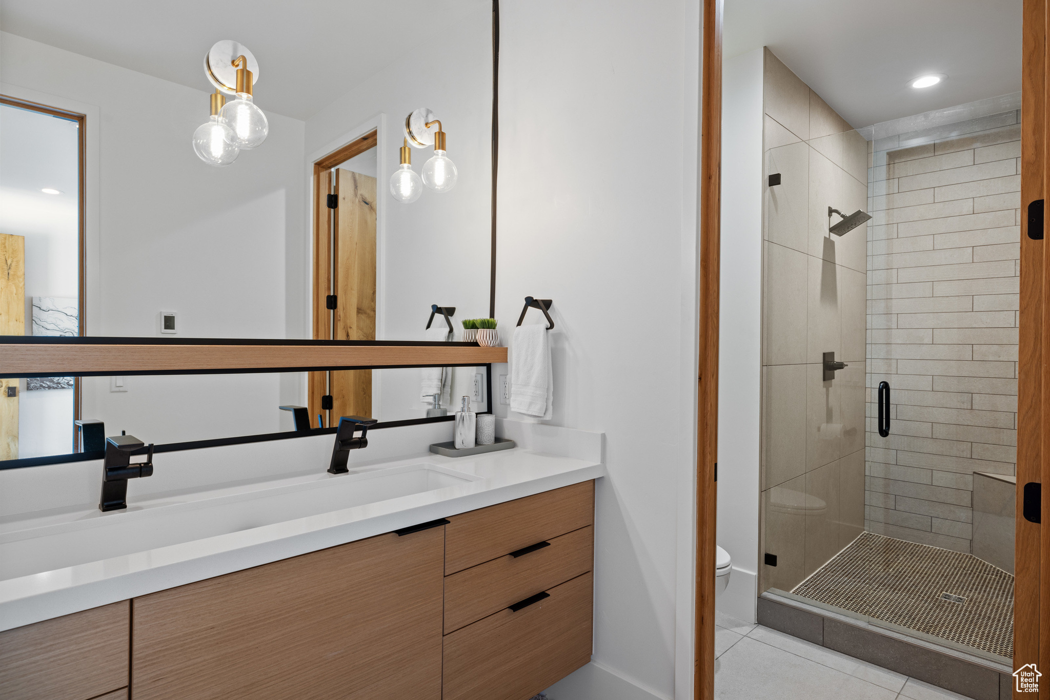 RED LEDGES - Residential