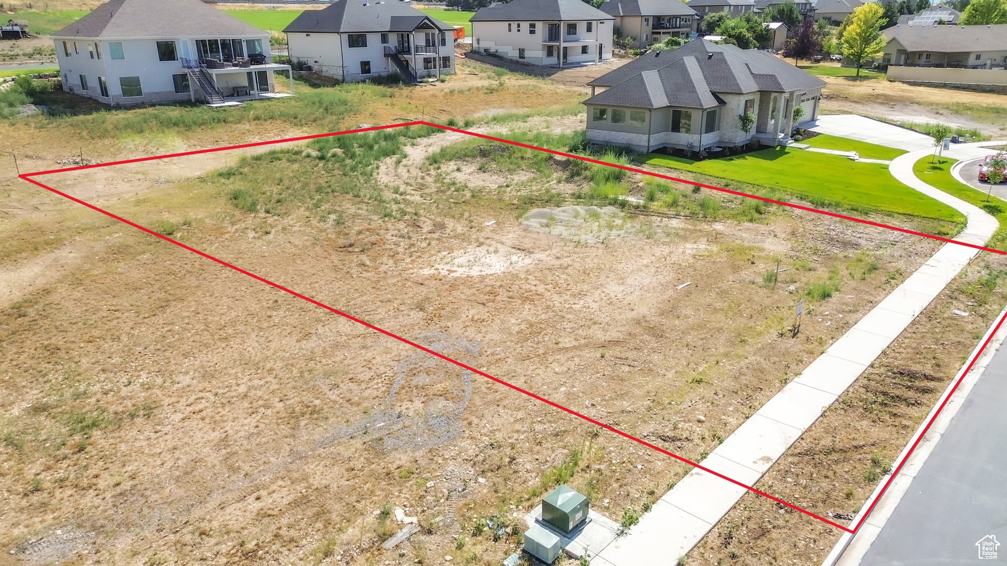 FOOTHILL RIDGE - Land