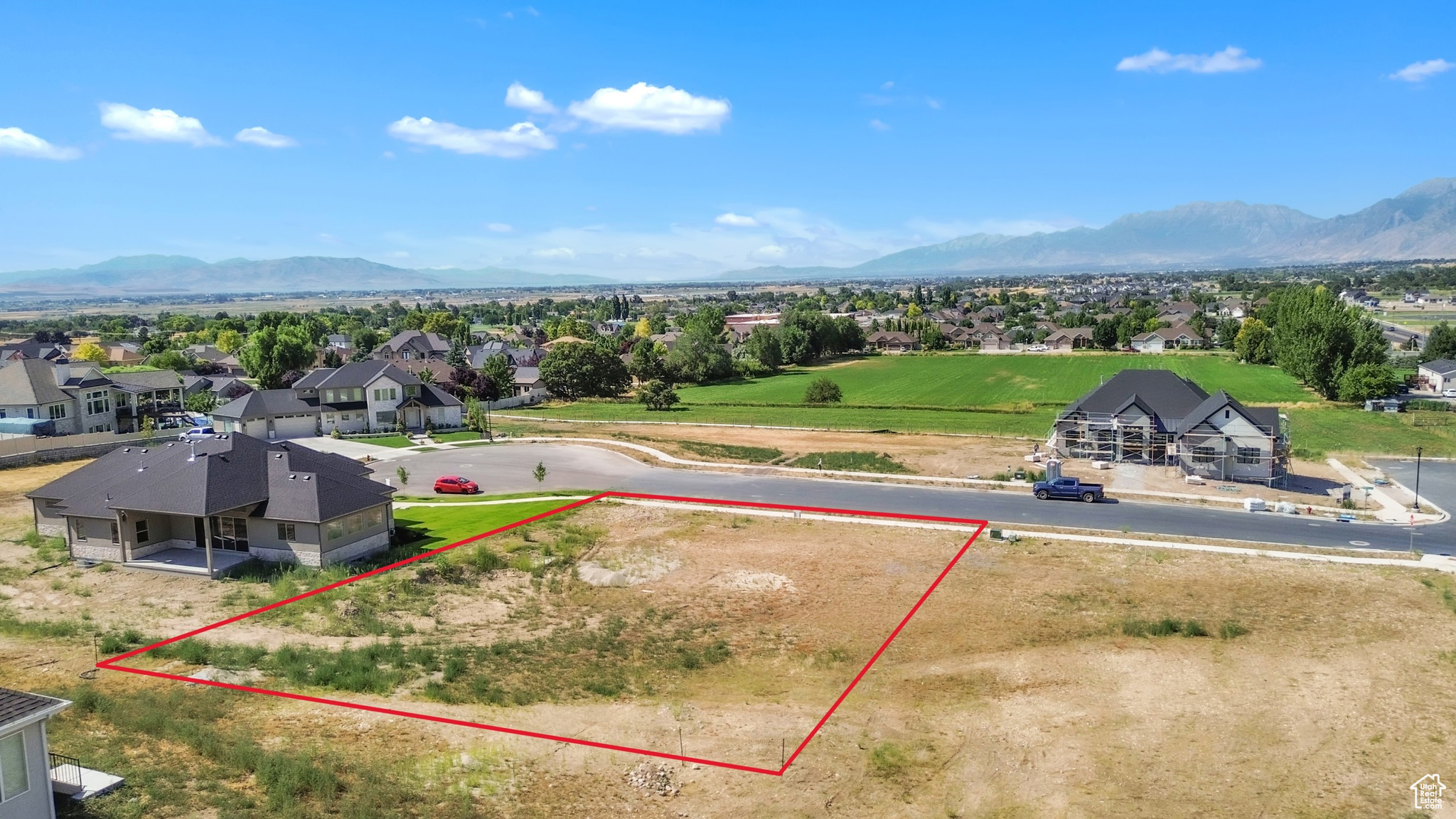 FOOTHILL RIDGE - Land