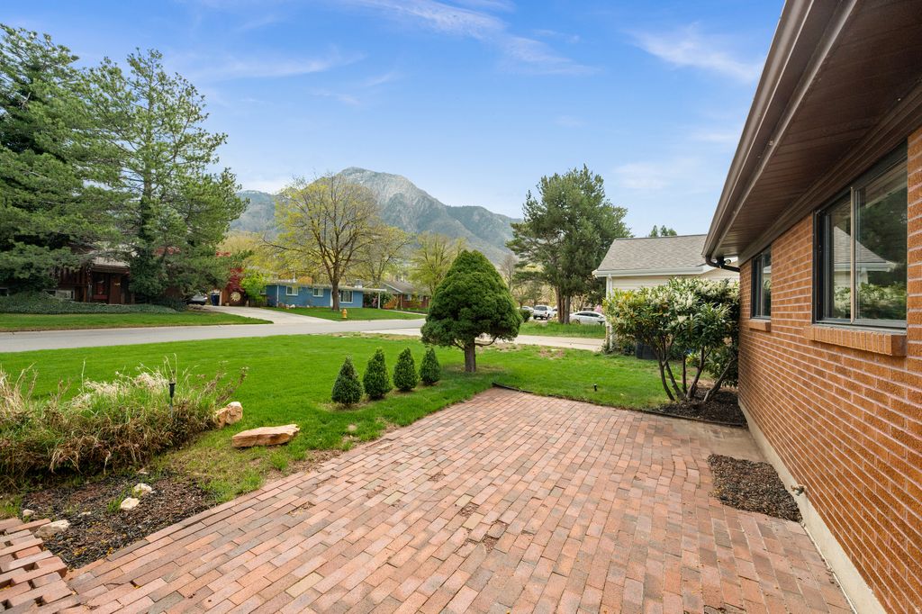 Photo of 4230 S OLYMPIC WAY, Salt Lake City, UT 84124 (MLS # 2149374)