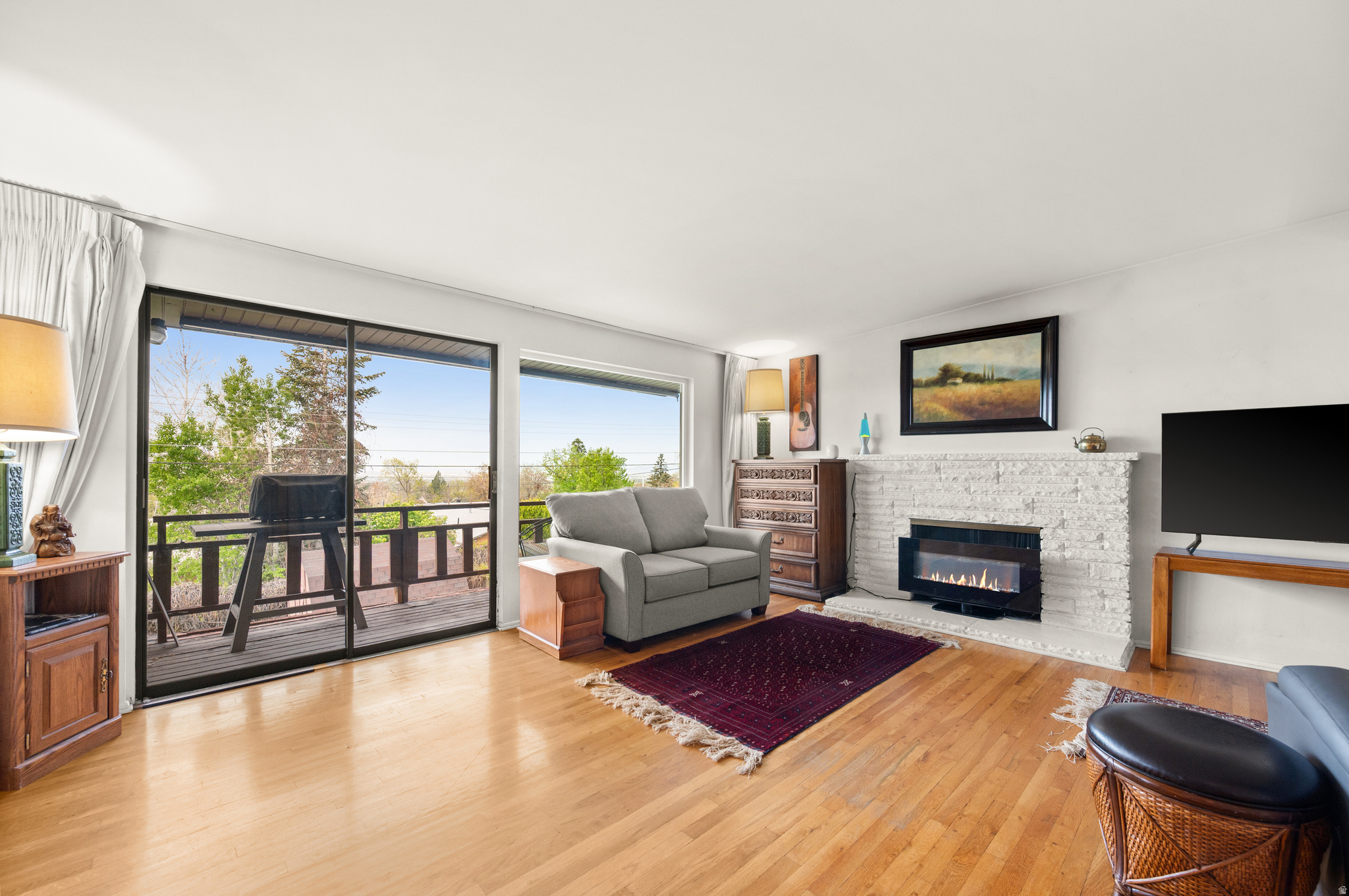 MAJESTIC HEI - Residential