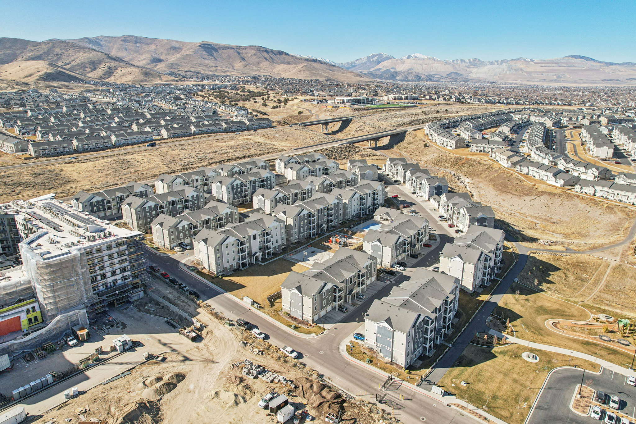 SADDLEBROOK - Residential