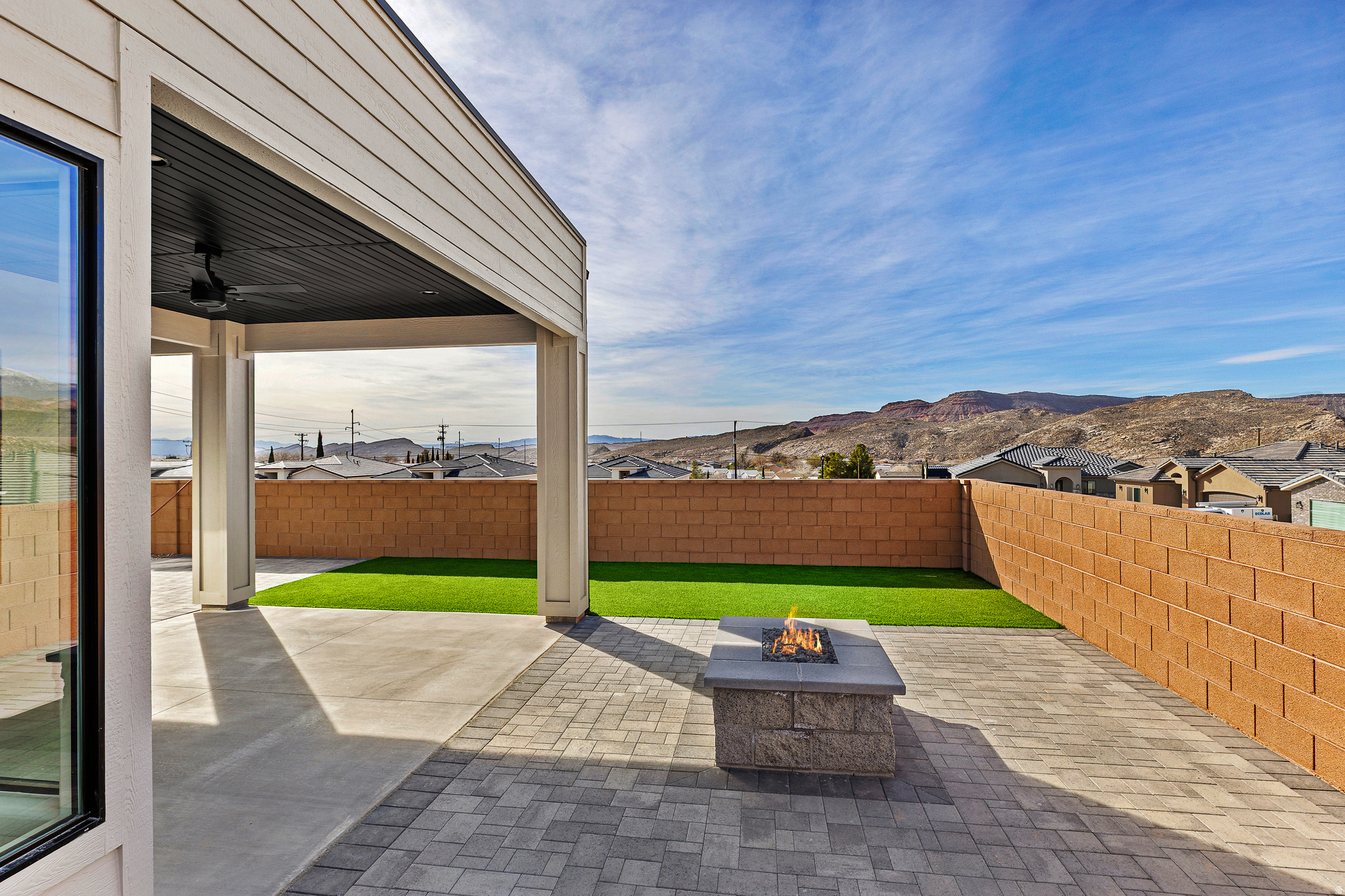 ZIONS GATE - Residential