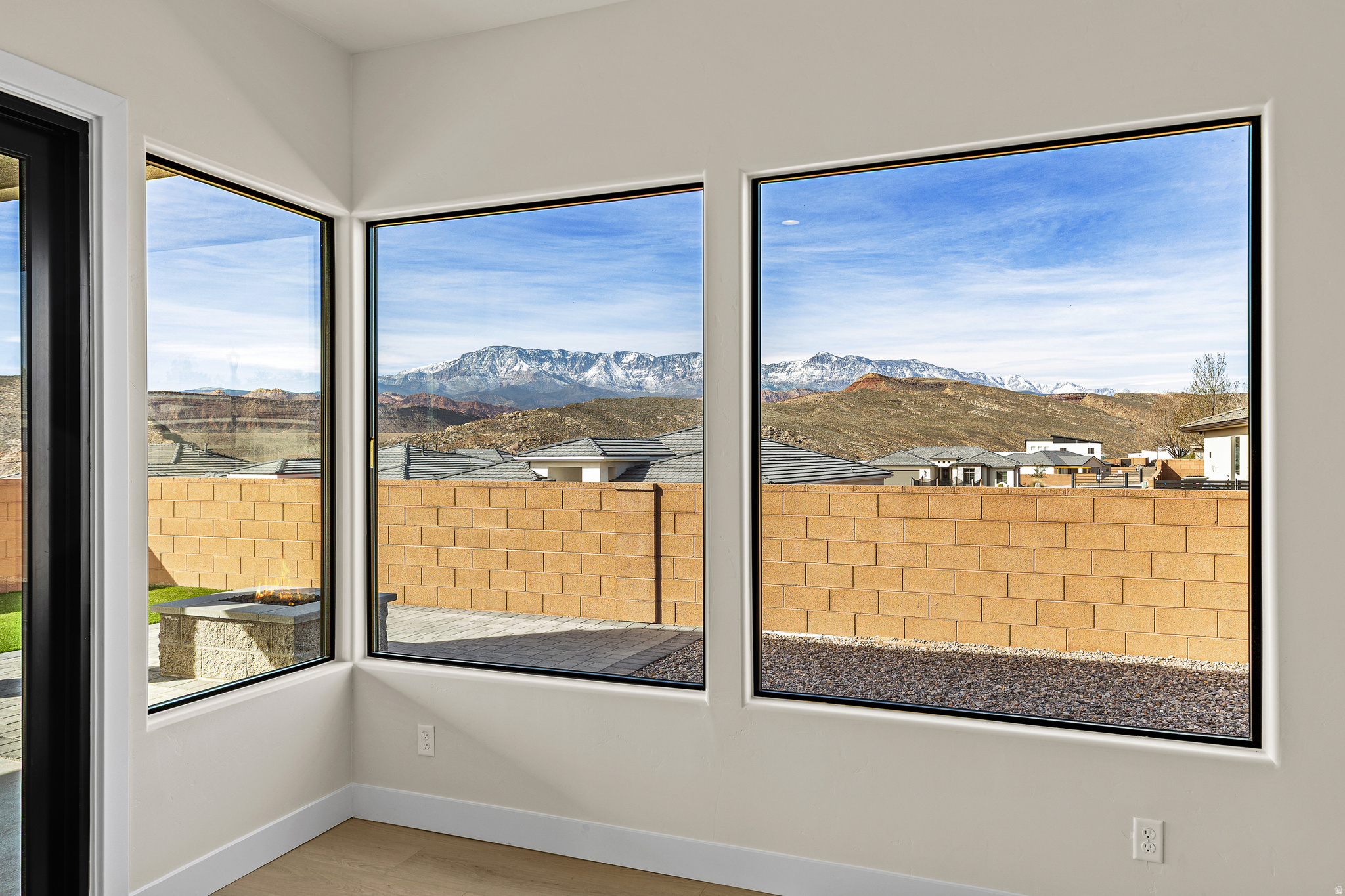 ZIONS GATE - Residential