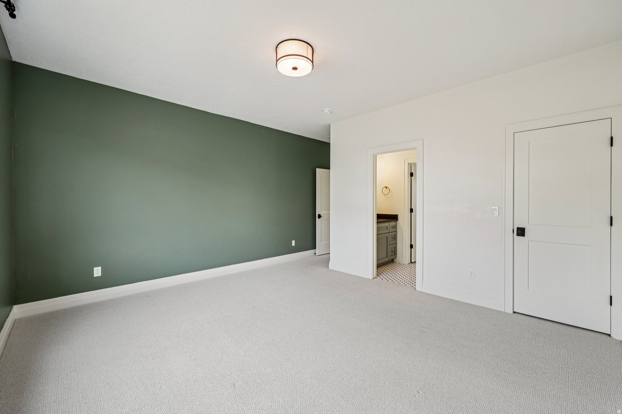 TRAVERSE MOUNTAIN - Residential