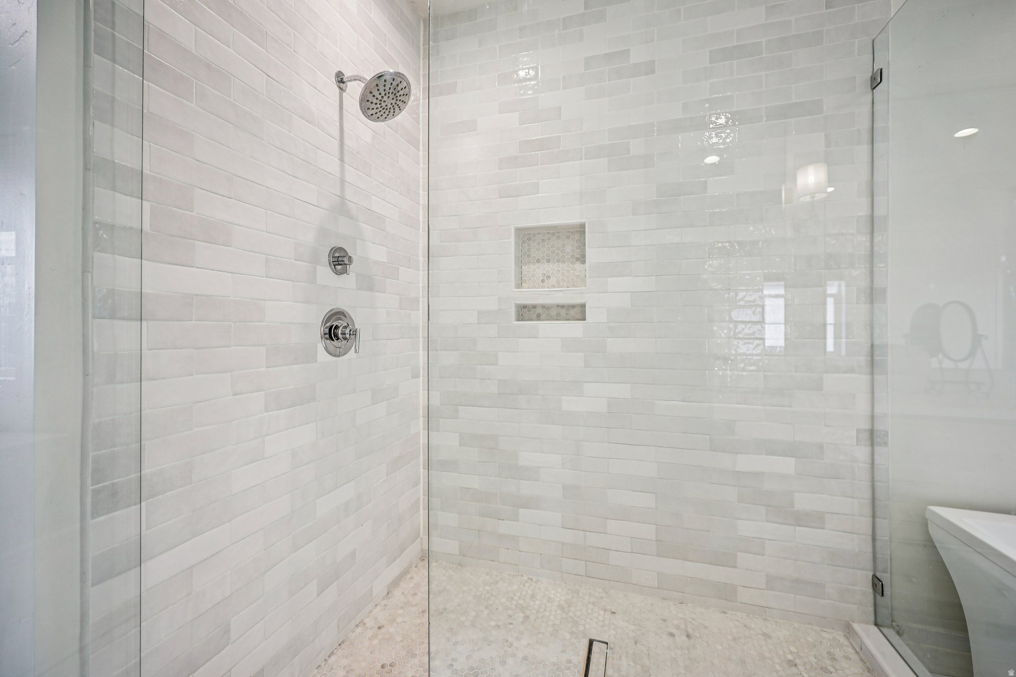 TRAVERSE MOUNTAIN - Residential