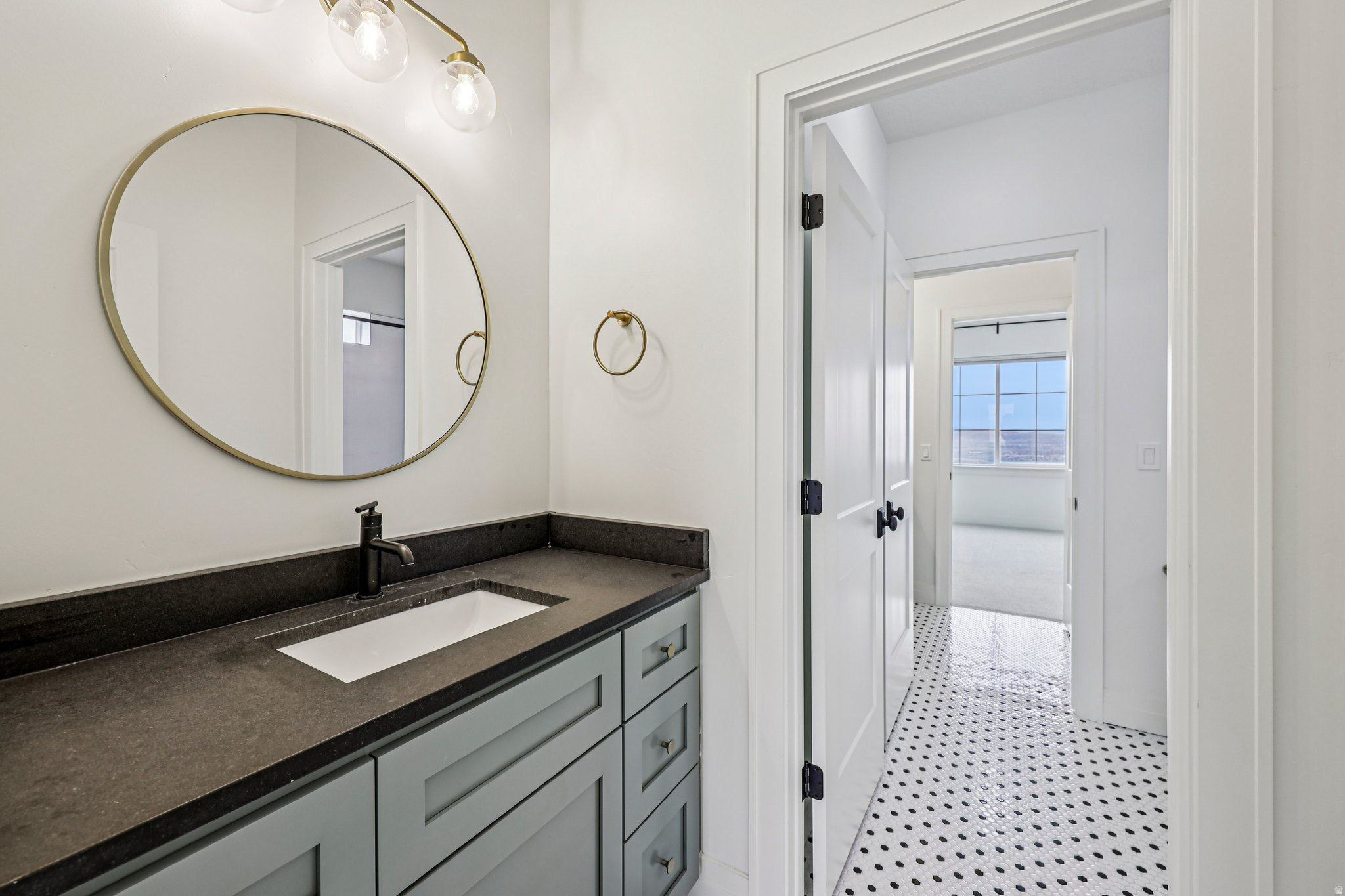 TRAVERSE MOUNTAIN - Residential