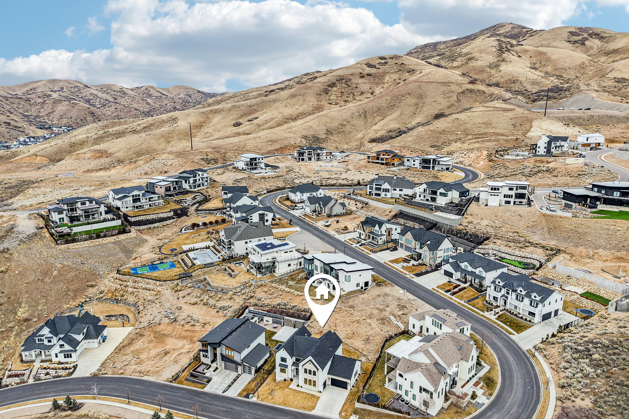 TRAVERSE MOUNTAIN - Residential