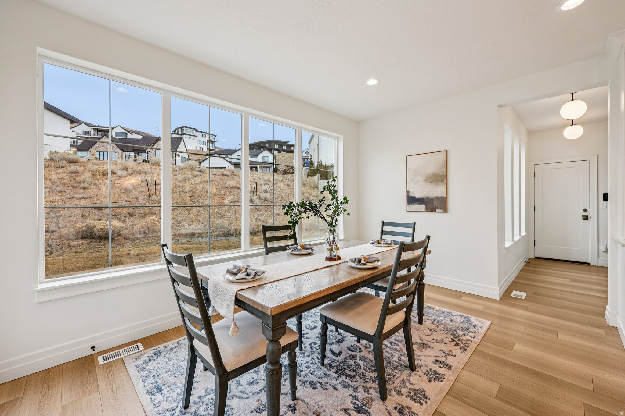 TRAVERSE MOUNTAIN - Residential