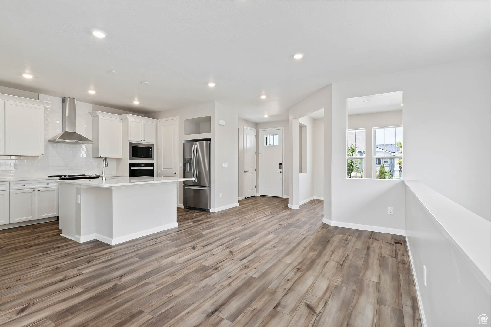 DAYBREAK SPRINGHOUSE - Residential