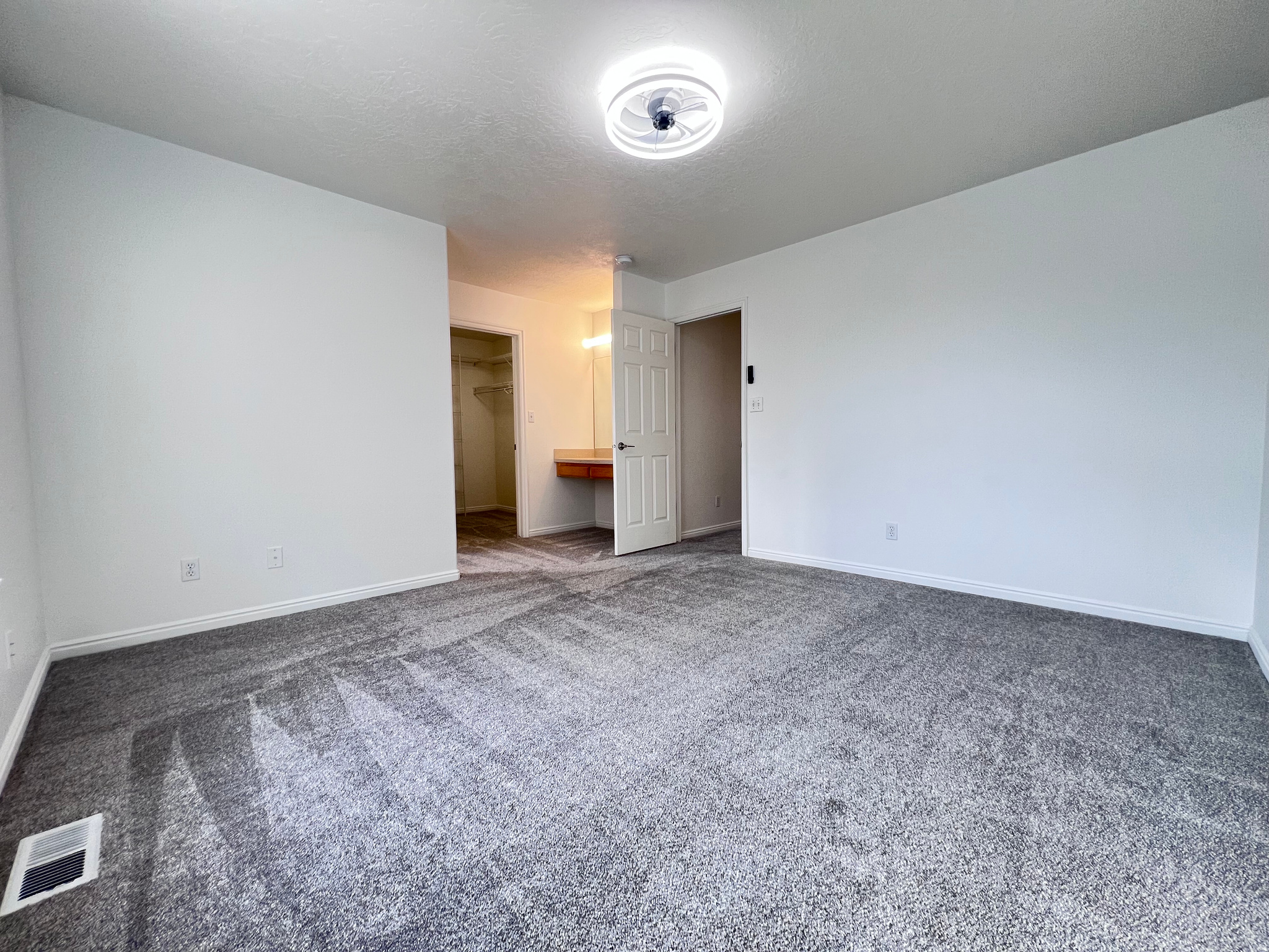 OQUIRRH PARK PHASE 4 - Residential