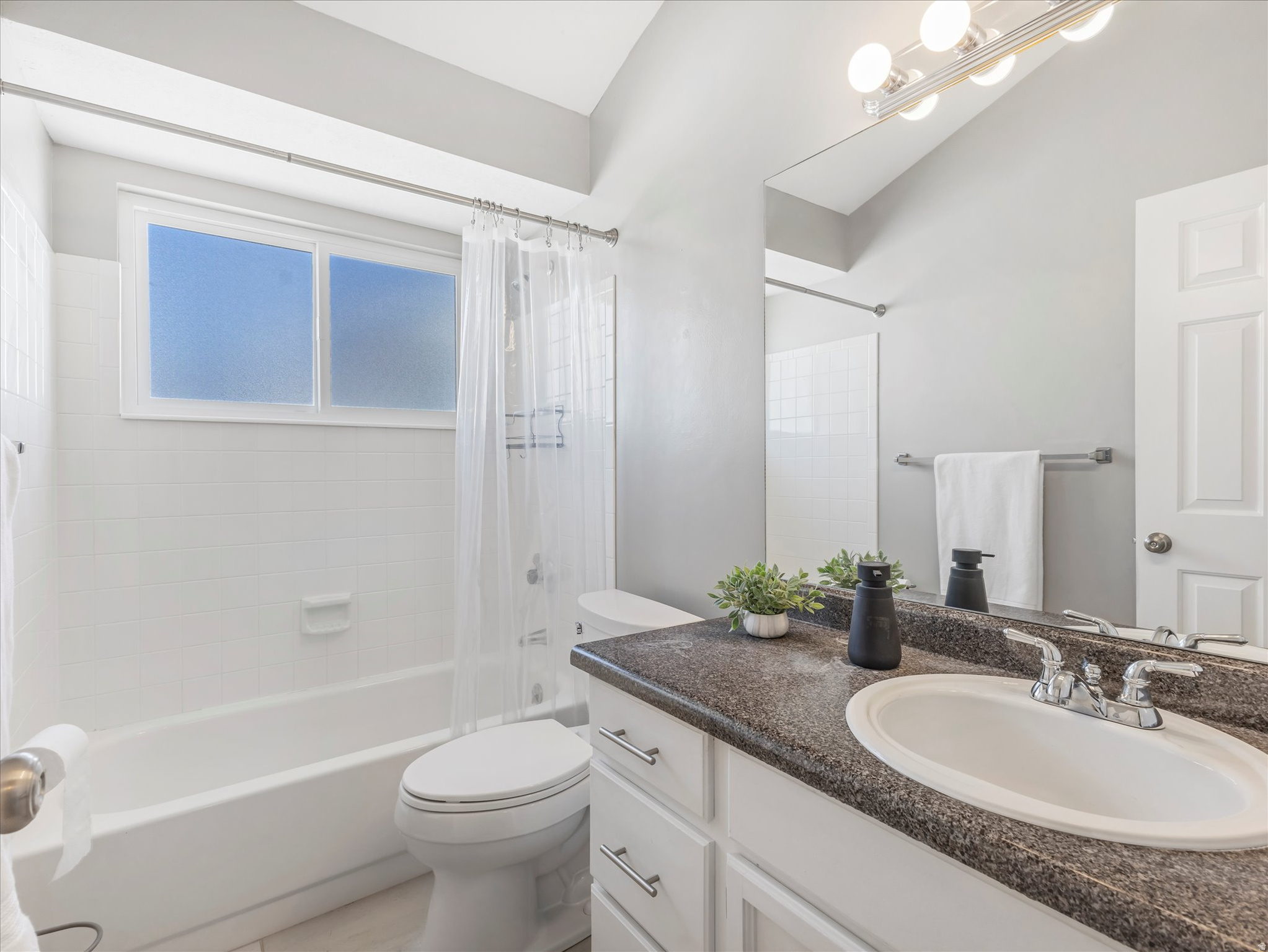 COTTONWOOD - Residential