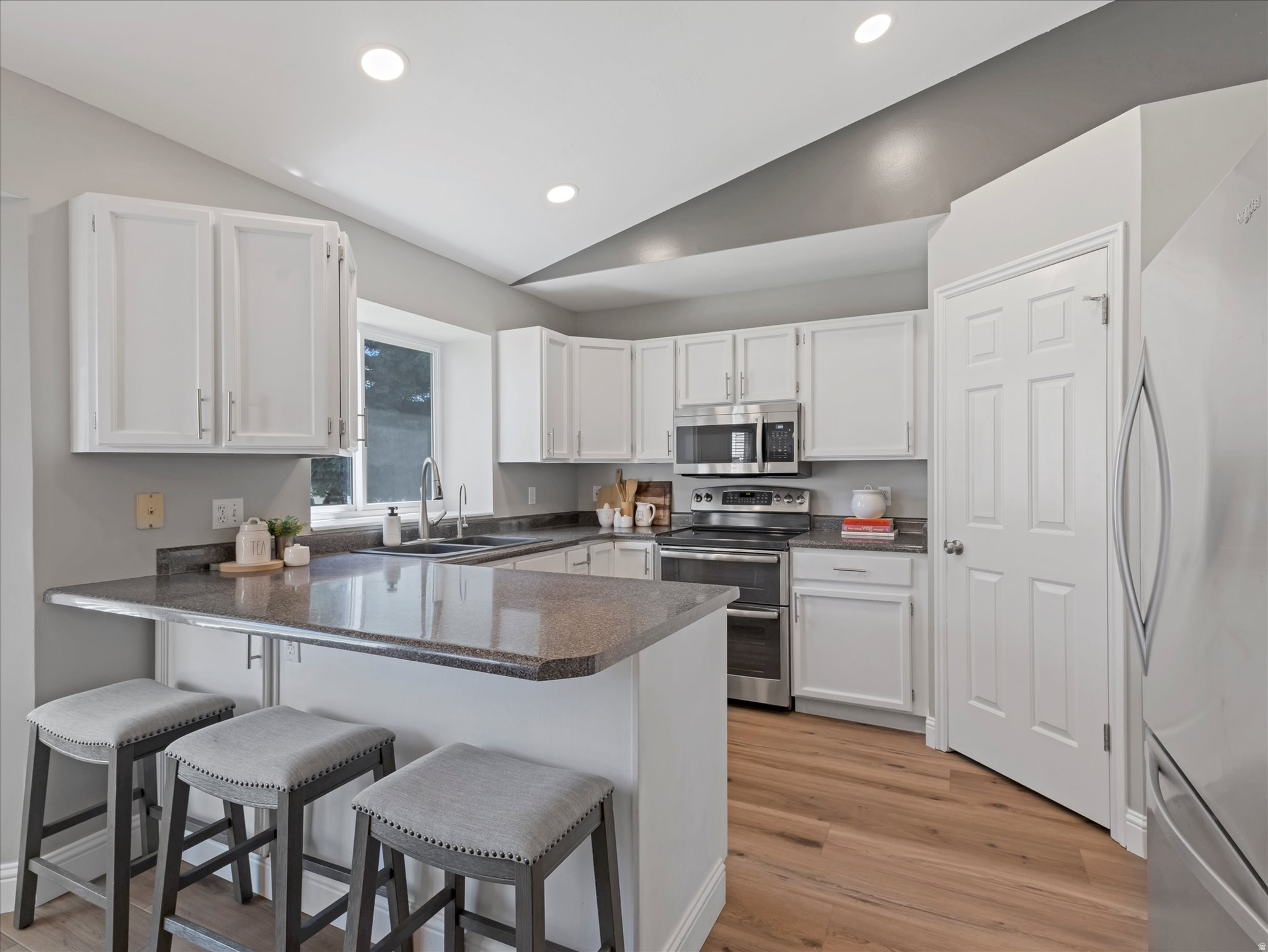 COTTONWOOD - Residential