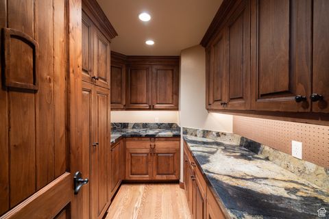 Tiny photo for 75 HIDDEN OAKS LN, Park City, UT 84060 (MLS # 2027228)