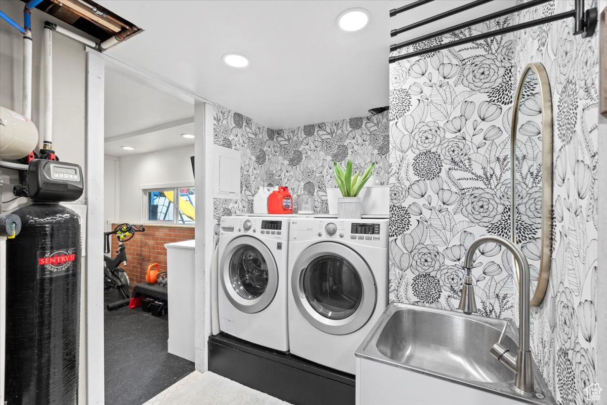 ORCHARD HILLS EAST - Residential