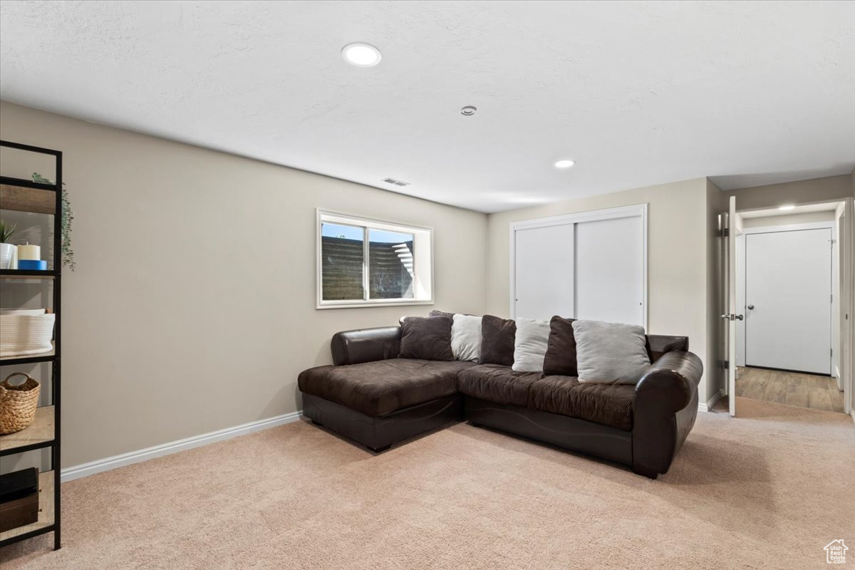 ORCHARD HILLS EAST - Residential