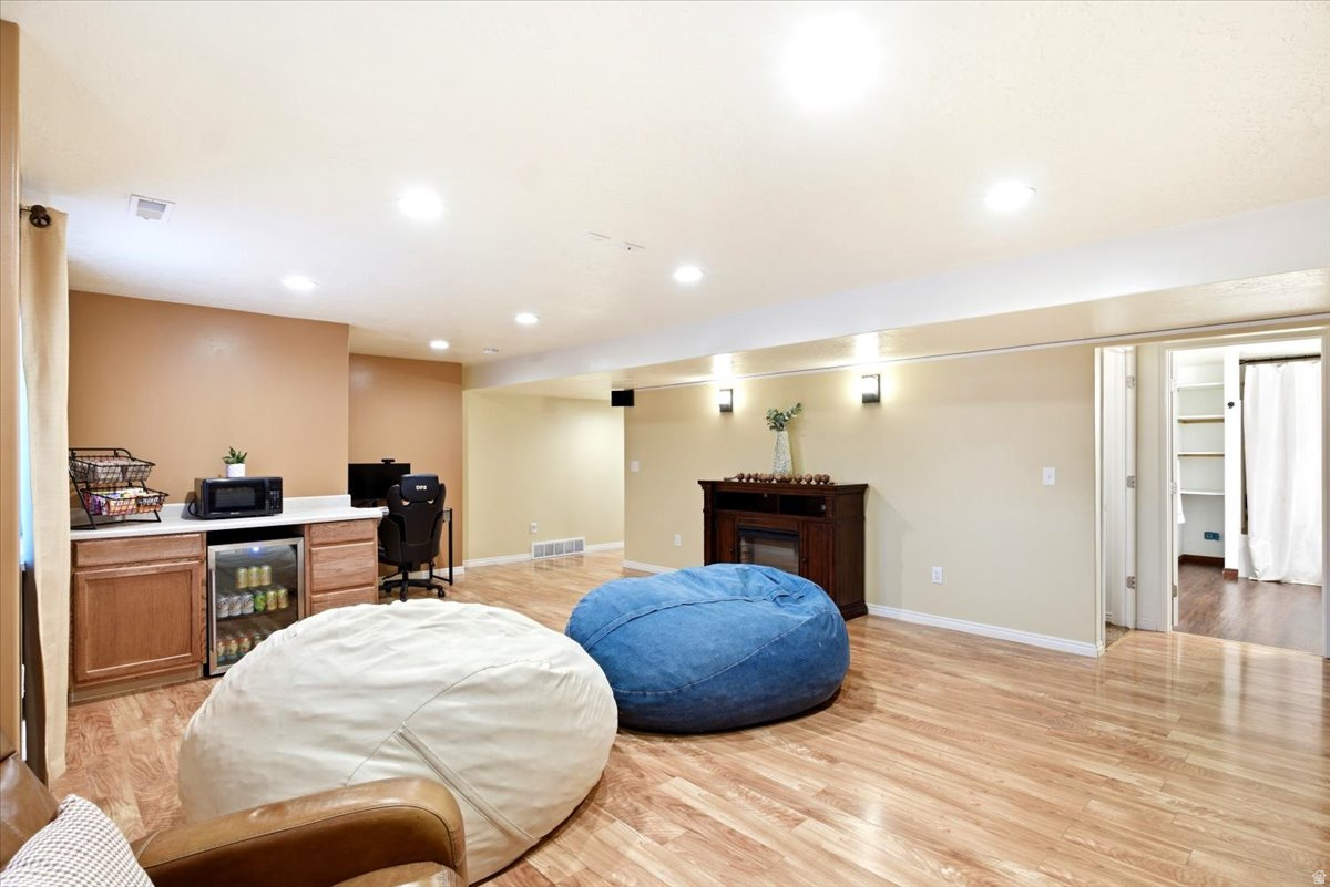 AUTUMN RIDGE - Residential