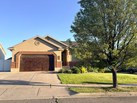 Tiny photo for 955 W 25 N, Clearfield, UT 84015 (MLS # 2157412)
