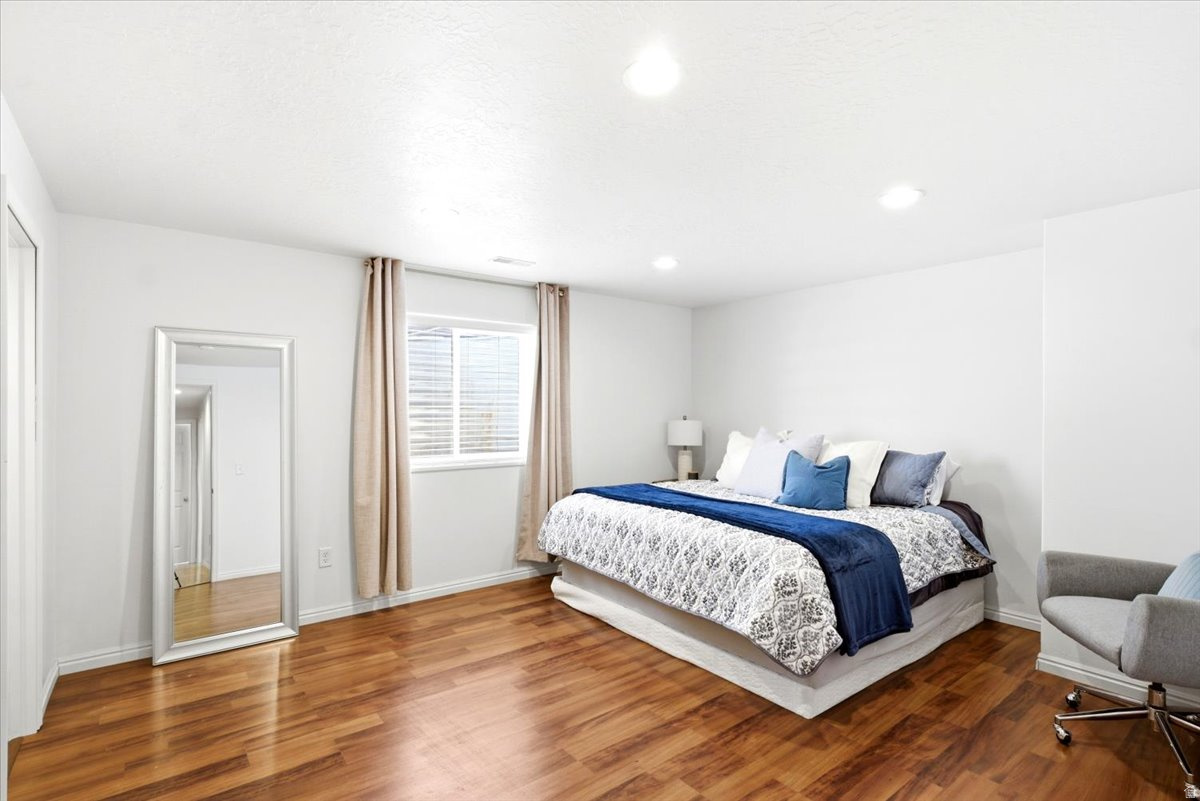 AUTUMN RIDGE - Residential