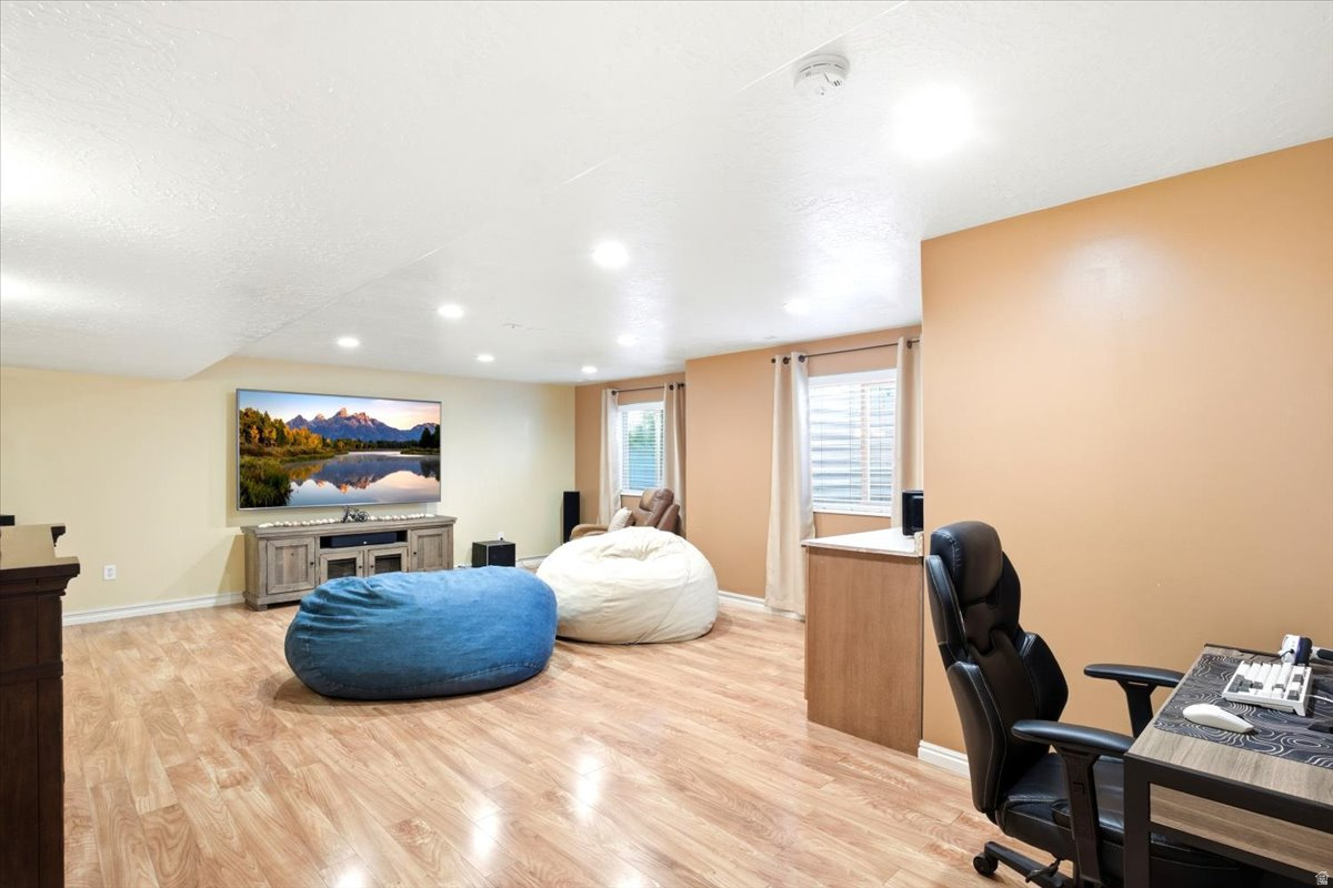 AUTUMN RIDGE - Residential