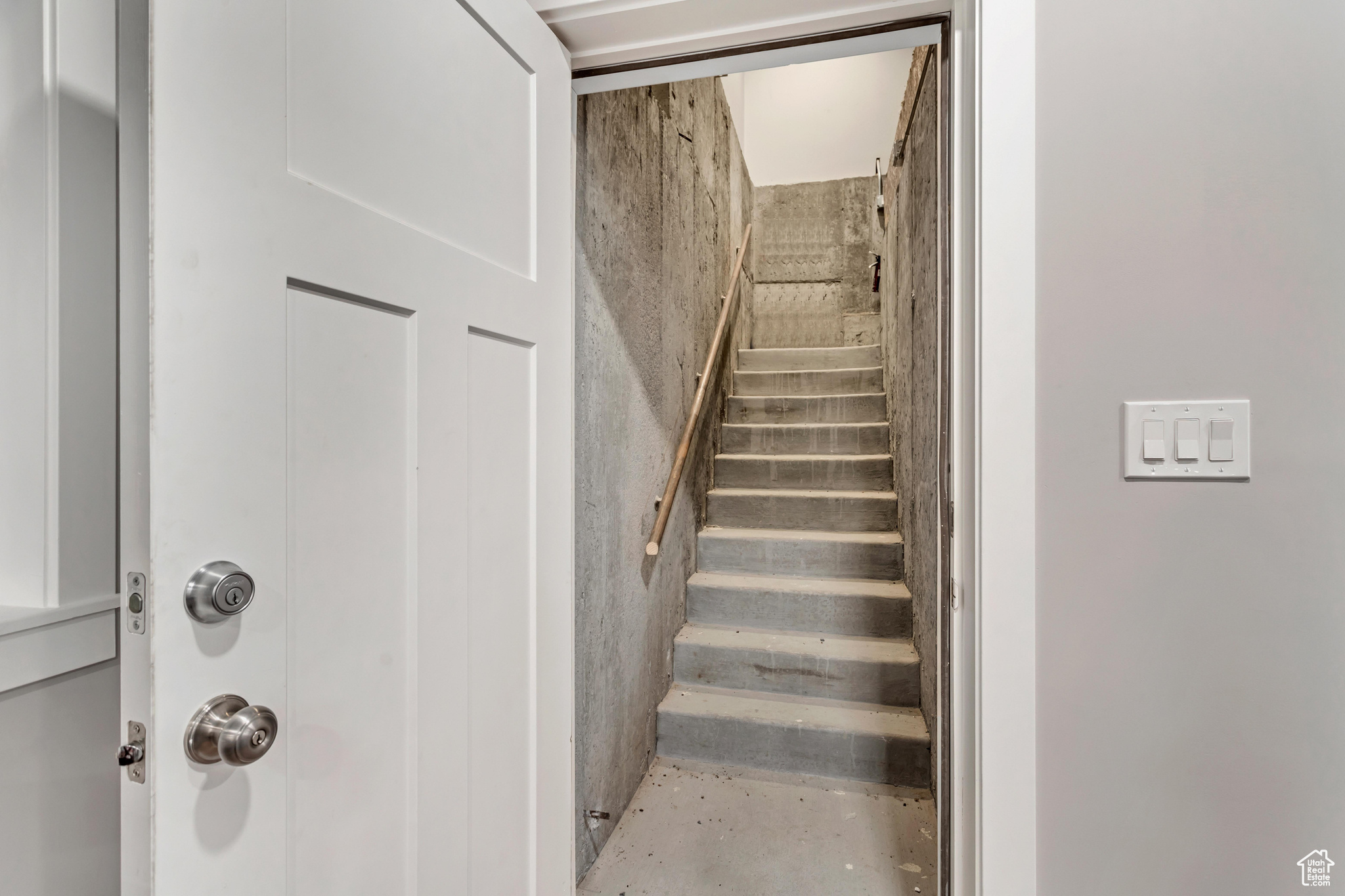 HUGHES ESTATES - Residential
