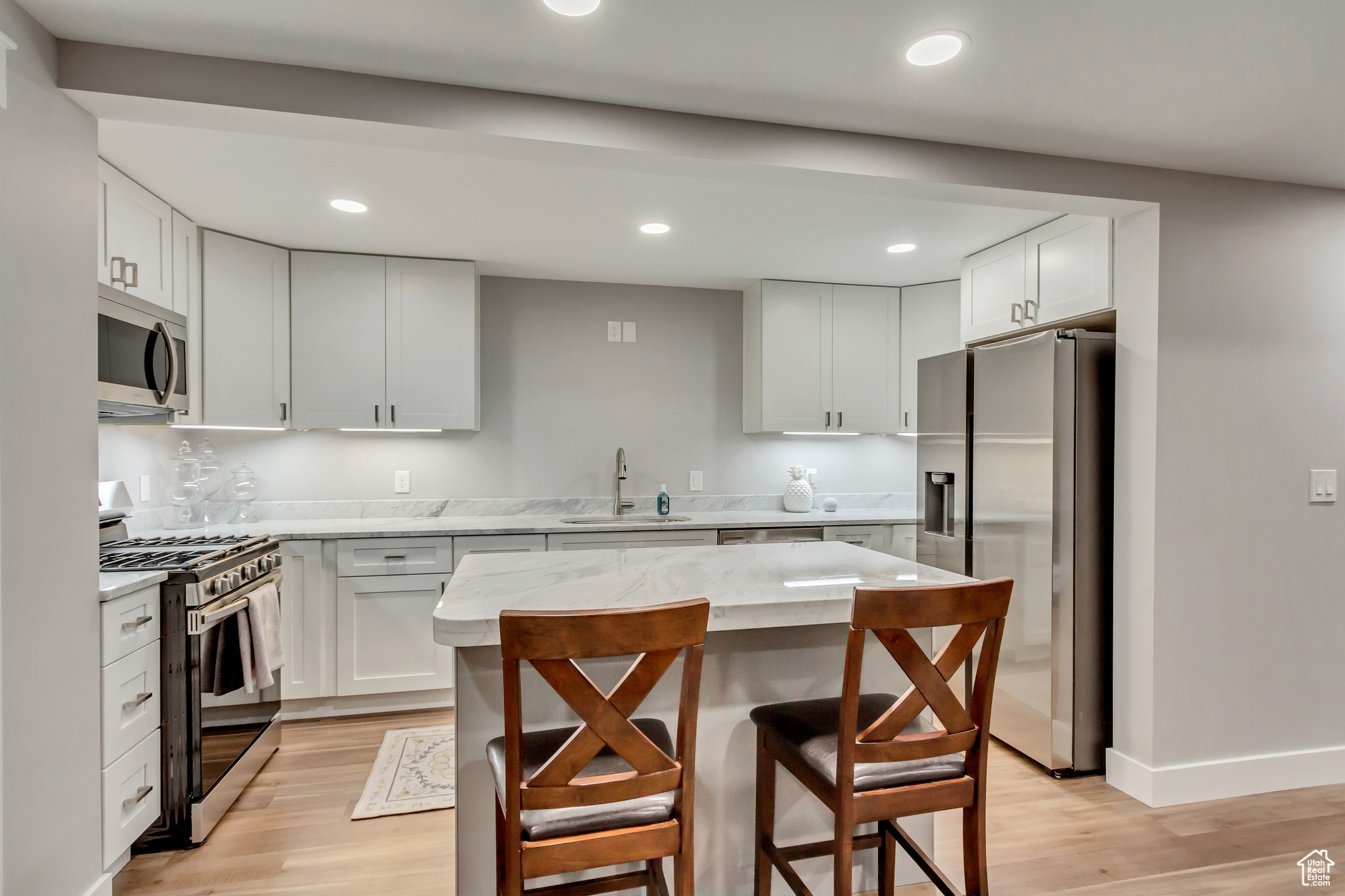 HUGHES ESTATES - Residential